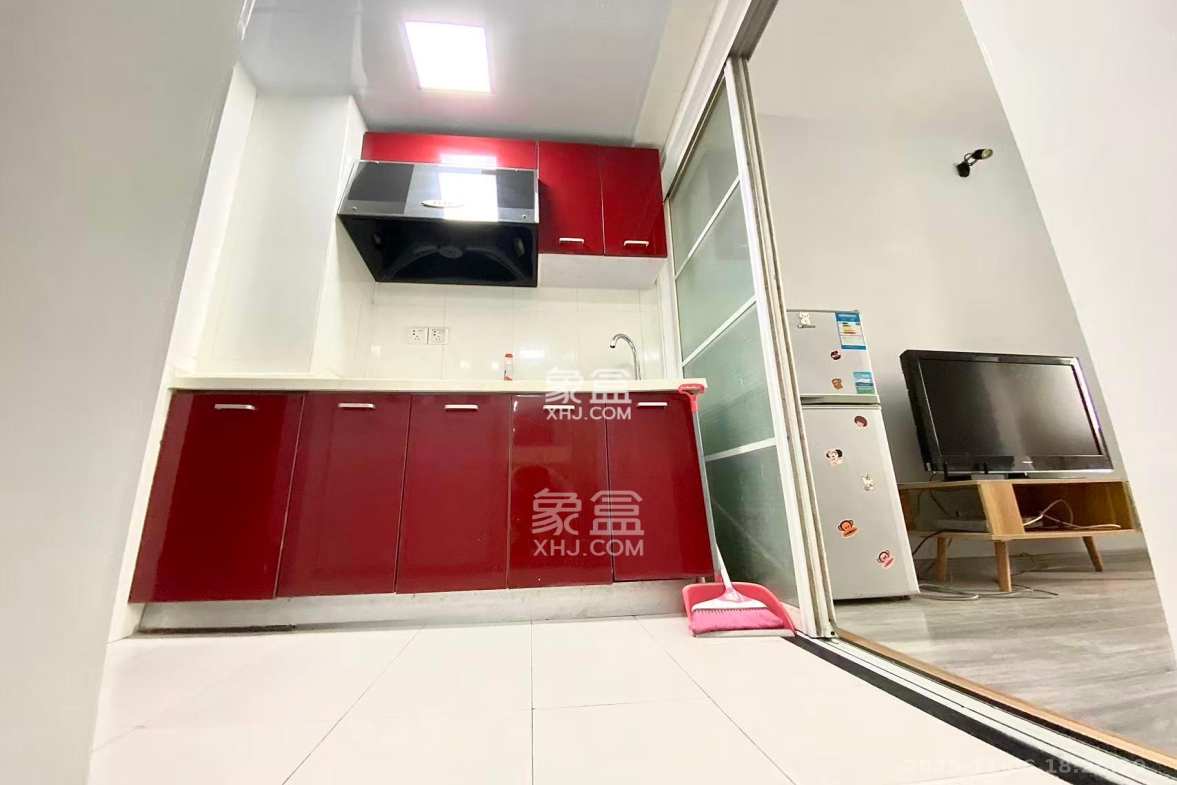 2076至高点 1室1厅1卫 1400.0元/月 2076至高点 1室1厅1卫 1400.0元/月室内图