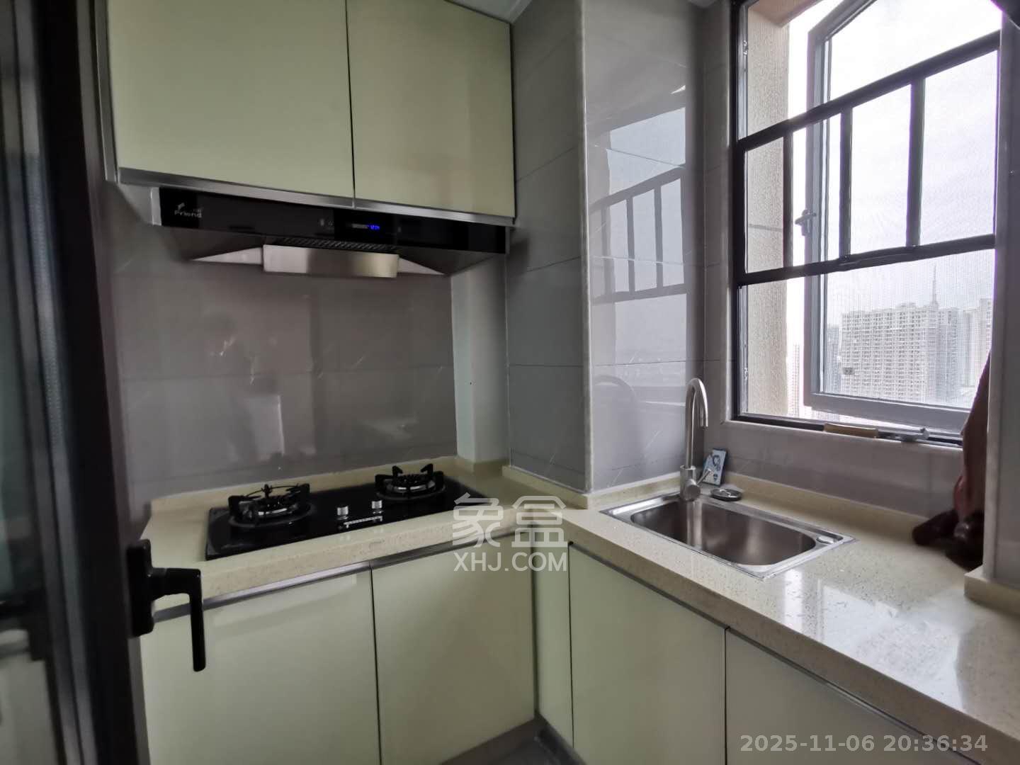 国泰九龙湾 1室1厅1卫 1500.0元/月 国泰九龙湾 1室1厅1卫 1500.0元/月室内图