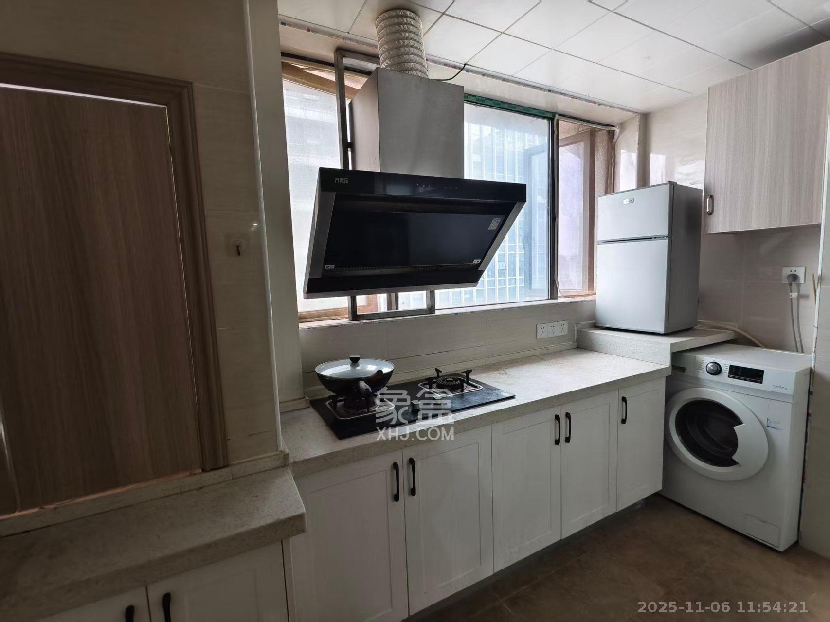 东友星座 1室0厅0卫 1700.0元/月 东友星座 1室0厅0卫 1700.0元/月室内图