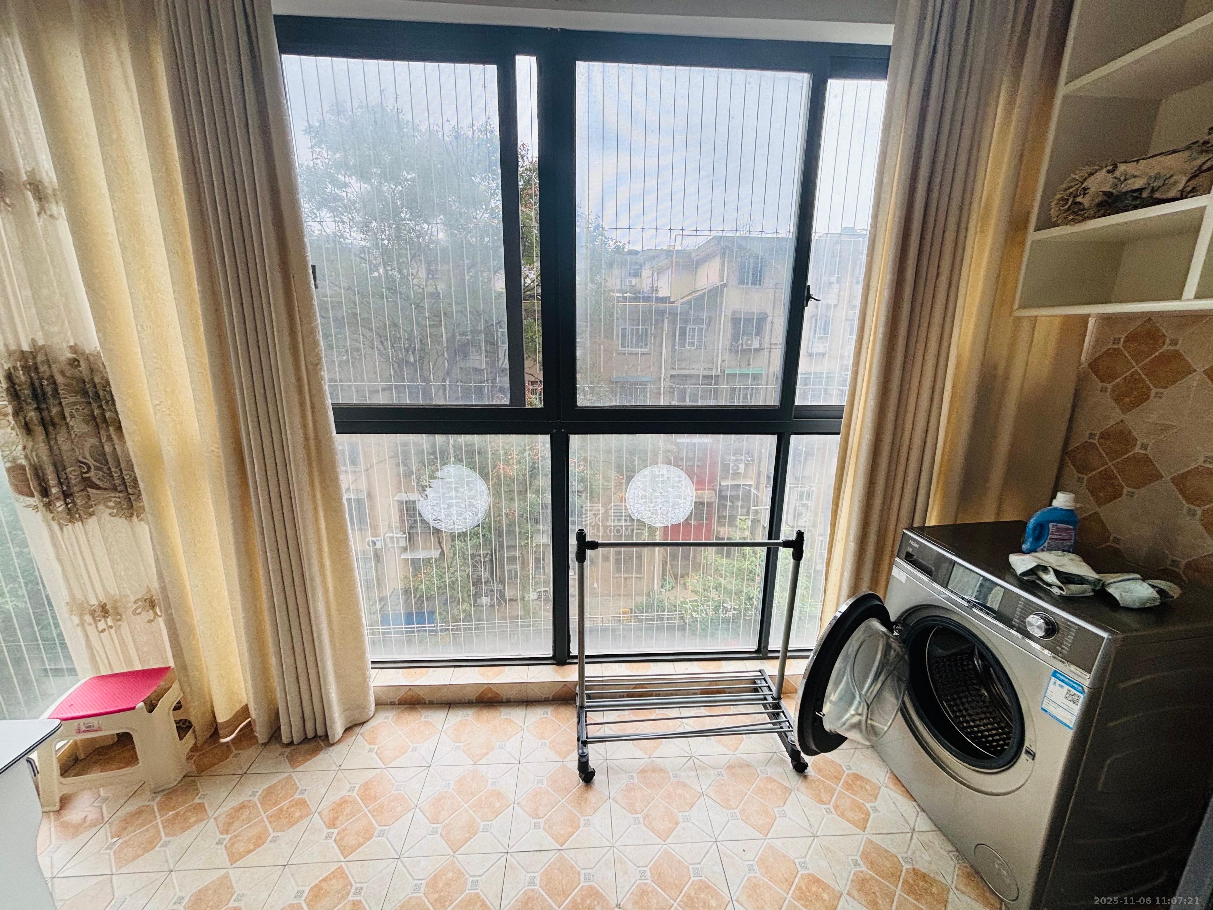 钱隆首府(福晟御园)  3室1厅1卫    2800.0元/月室内图