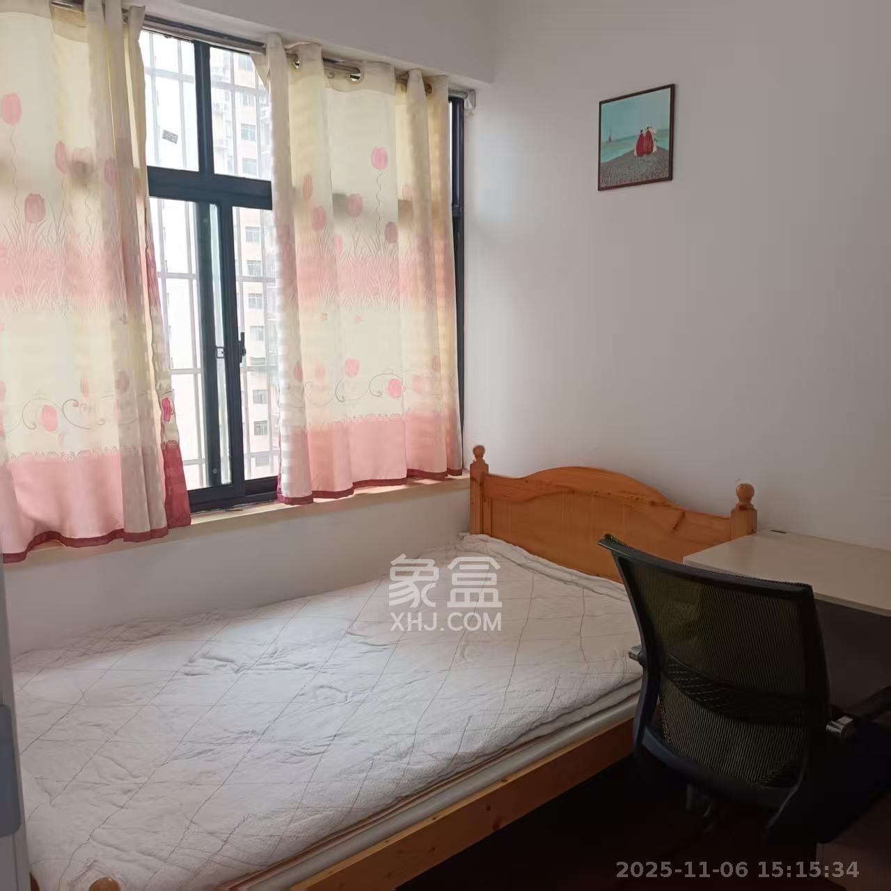 中国铁建国际城二期  4室2厅2卫    2300.0元/月室内图