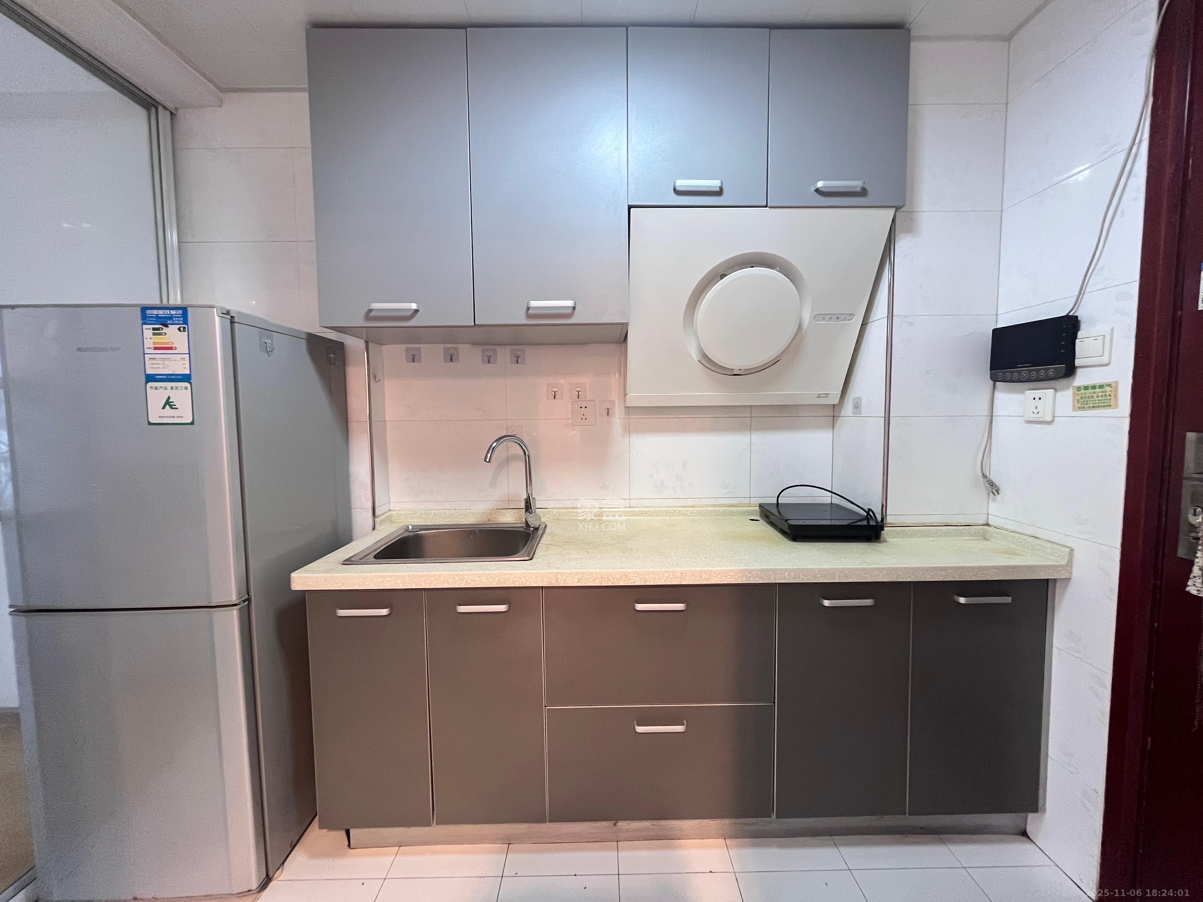 时代公馆  1室1厅1卫    1400.0元/月室内图