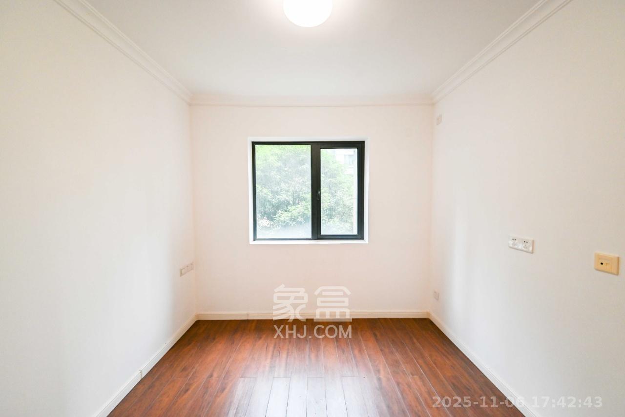 万科魅力之城观澜里 4室2厅2卫 3000.0元/月 万科魅力之城观澜里 4室2厅2卫 3000.0元/月室内图