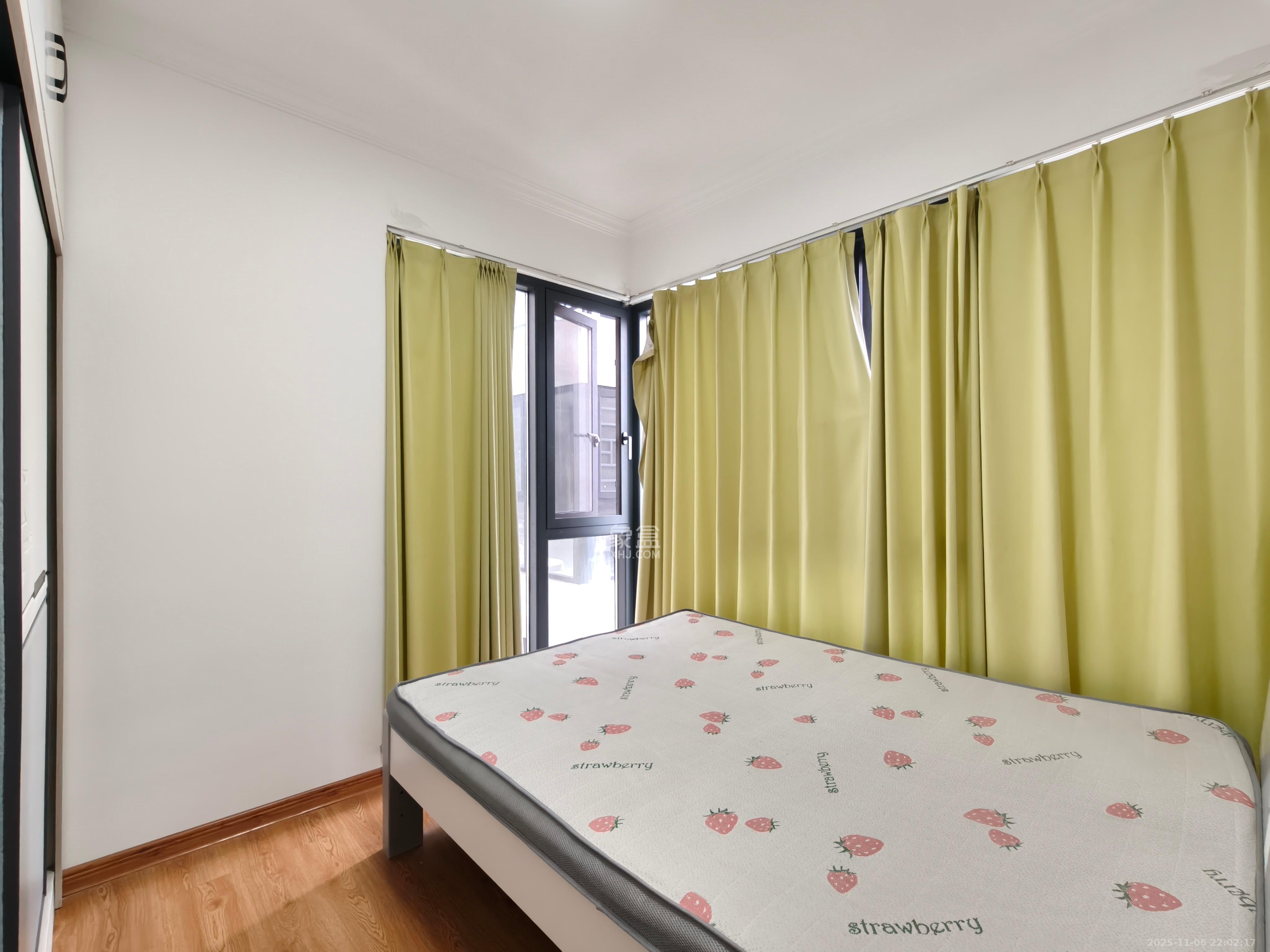 盛地东方芯府  3室2厅2卫    2200.0元/月室内图