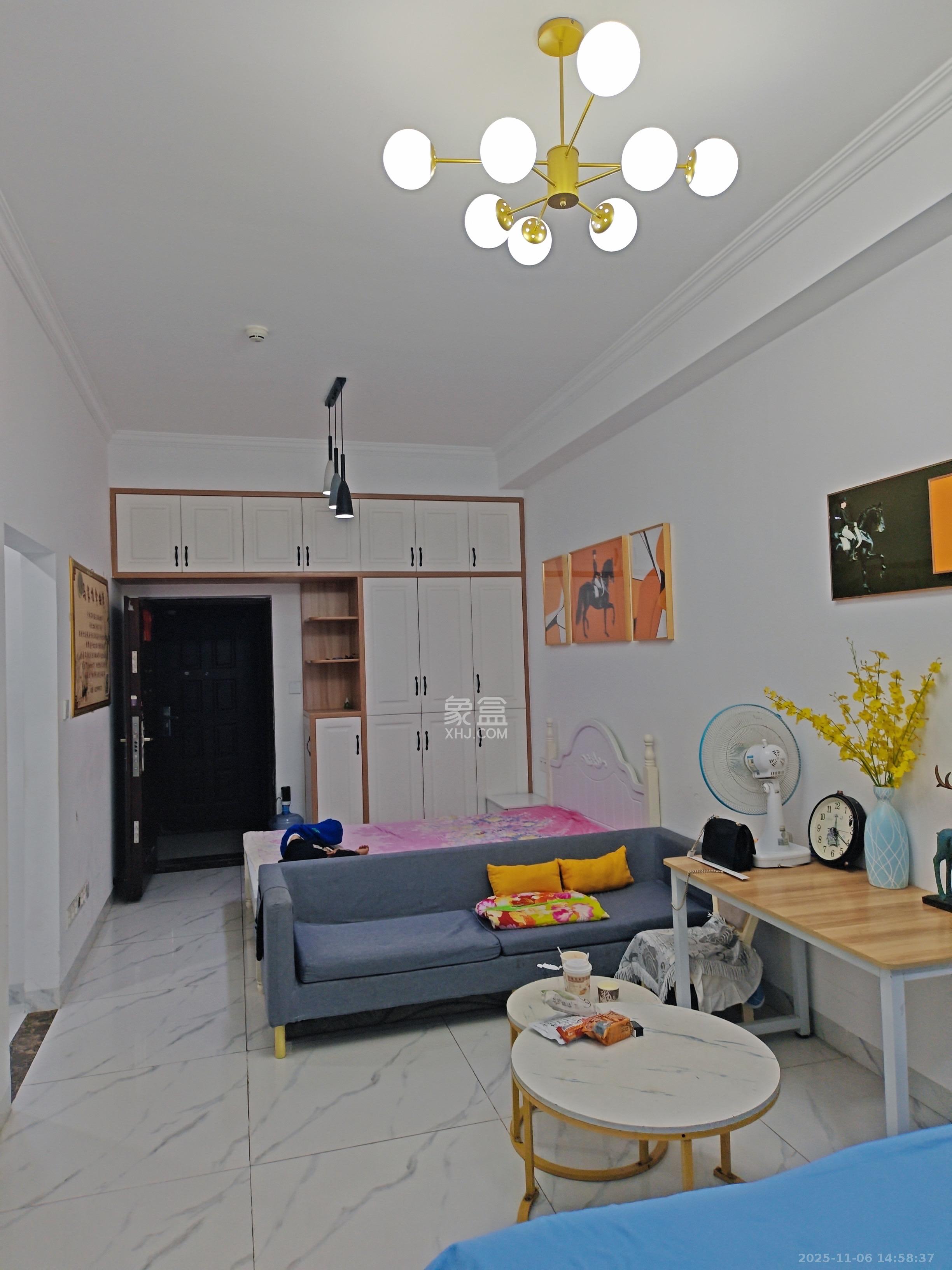 辉宏橄榄城 1室1厅1卫 1550.0元/月 辉宏橄榄城 1室1厅1卫 1550.0元/月室内图