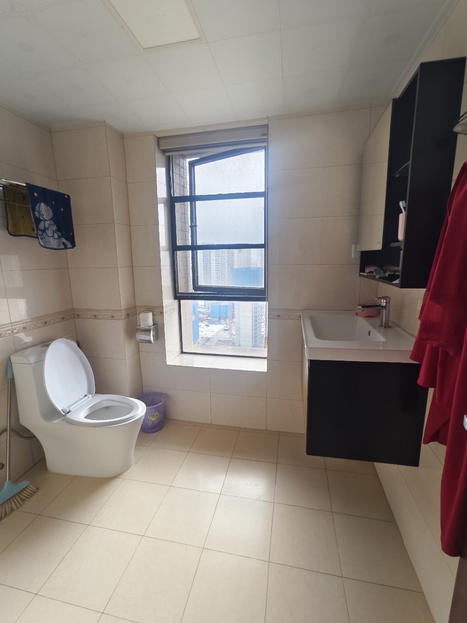 省政协小区  3室2厅2卫    159.0万客厅