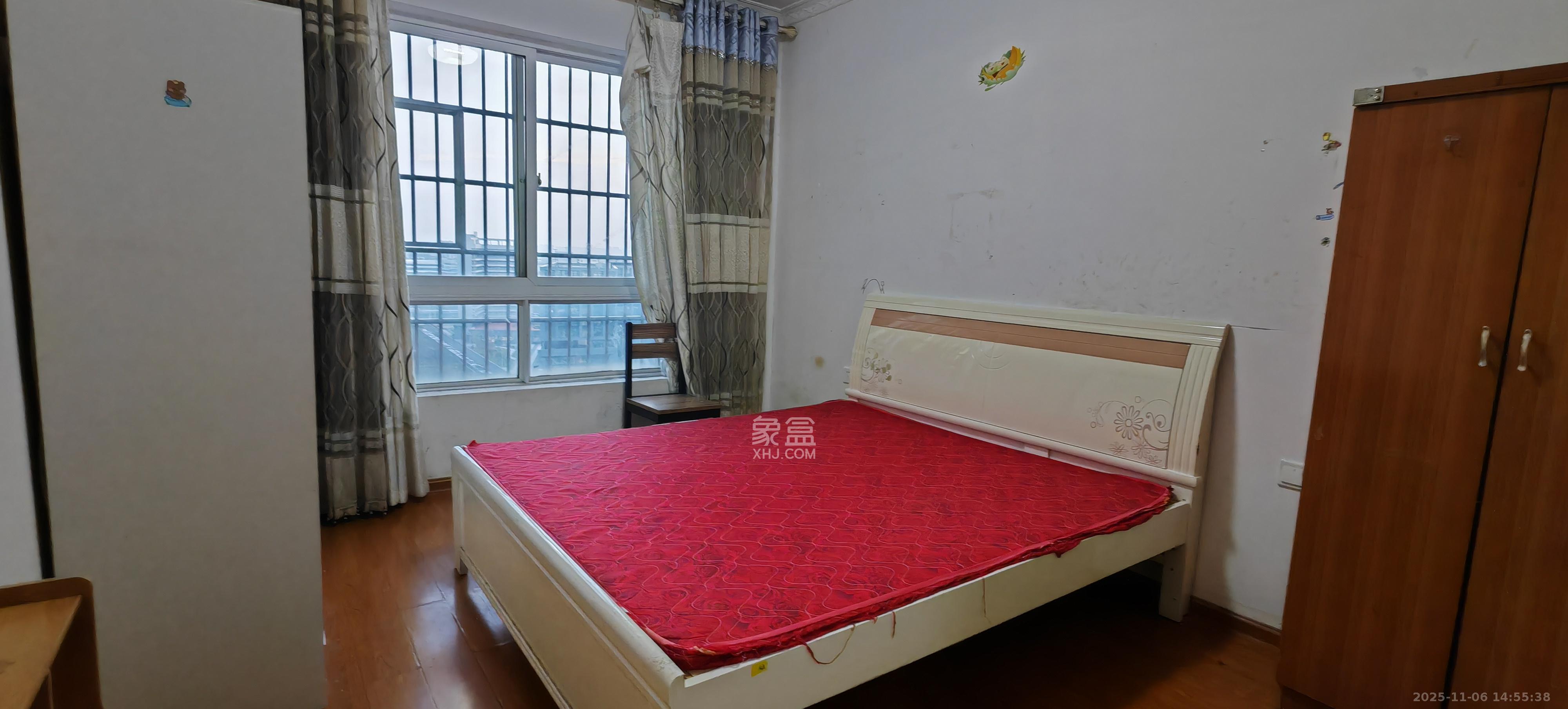 领东汇  2室2厅1卫    1800.0元/月室内图