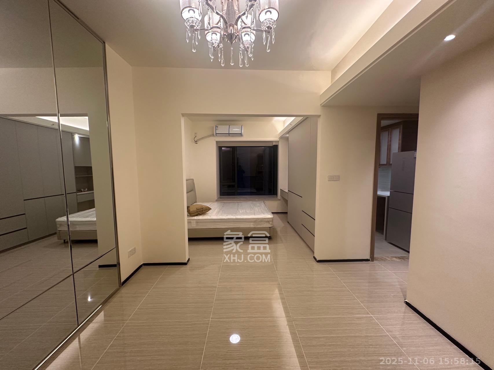 恒大金融广场  1室1厅1卫    2000.0元/月