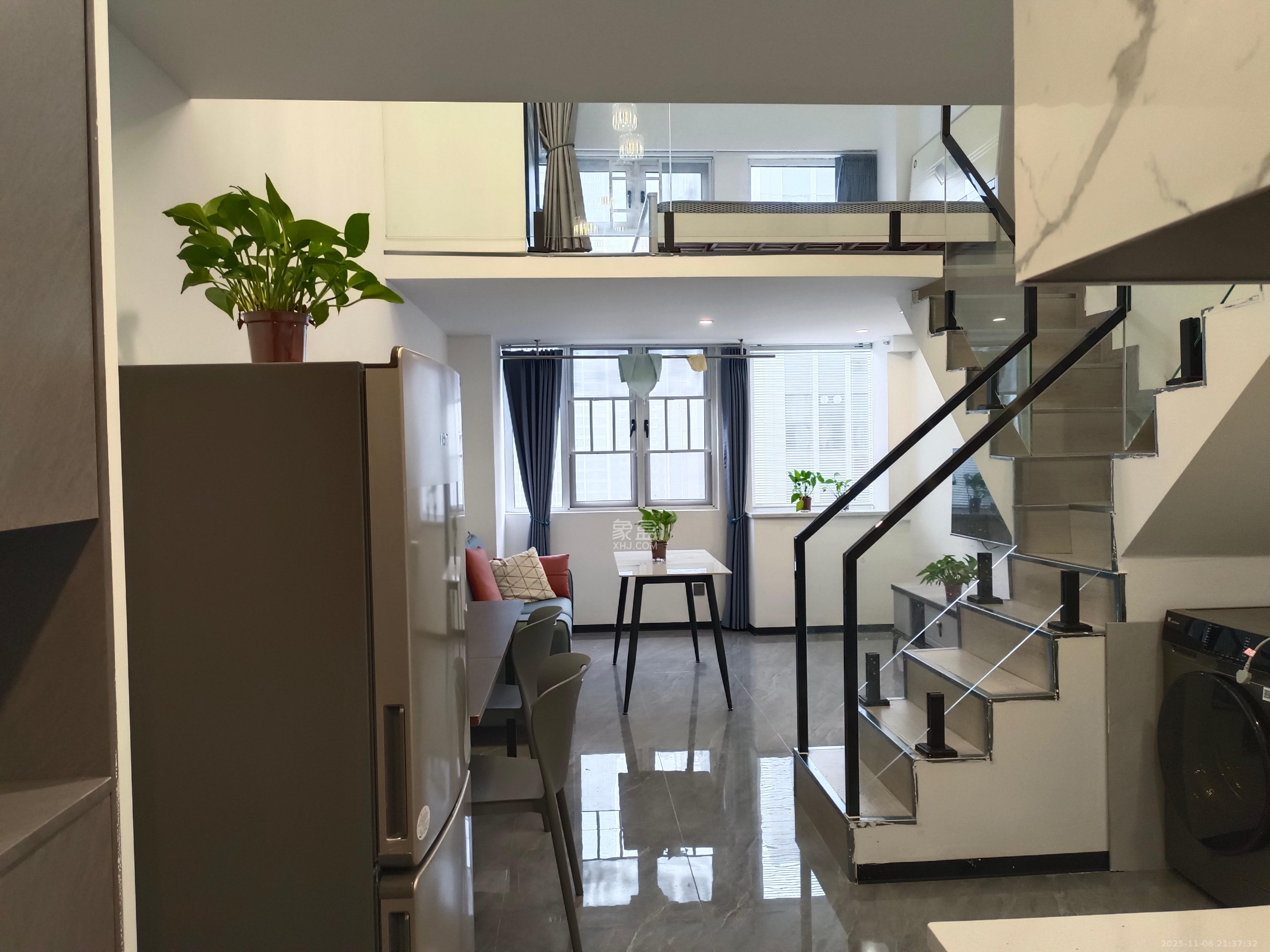 太阳城  2室2厅1卫    1600.0元/月室内图