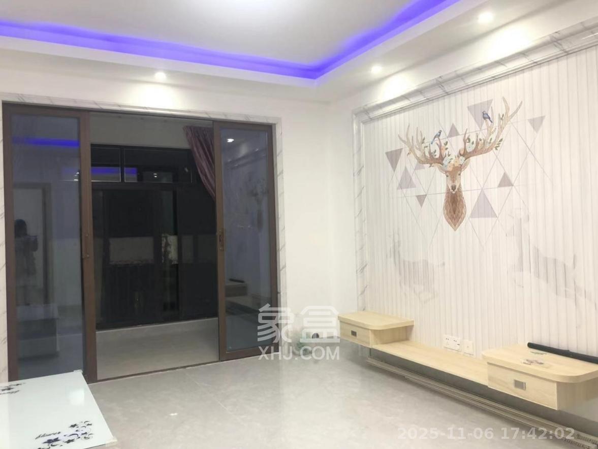 惟盛园  1室2厅1卫    2400.0元/月