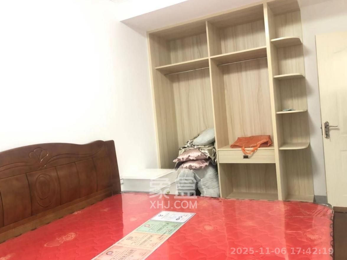 惟盛园 1室2厅1卫 2400.0元/月 惟盛园 1室2厅1卫 2400.0元/月室内图