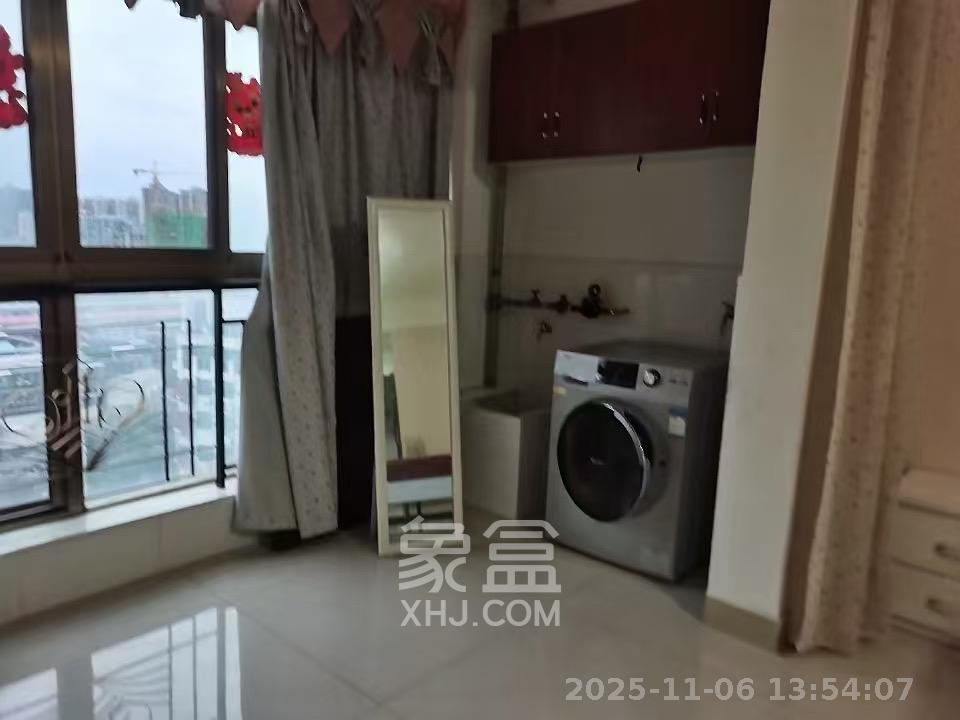 城南郡 1室1厅1卫 1600.0元/月 城南郡 1室1厅1卫 1600.0元/月室内图