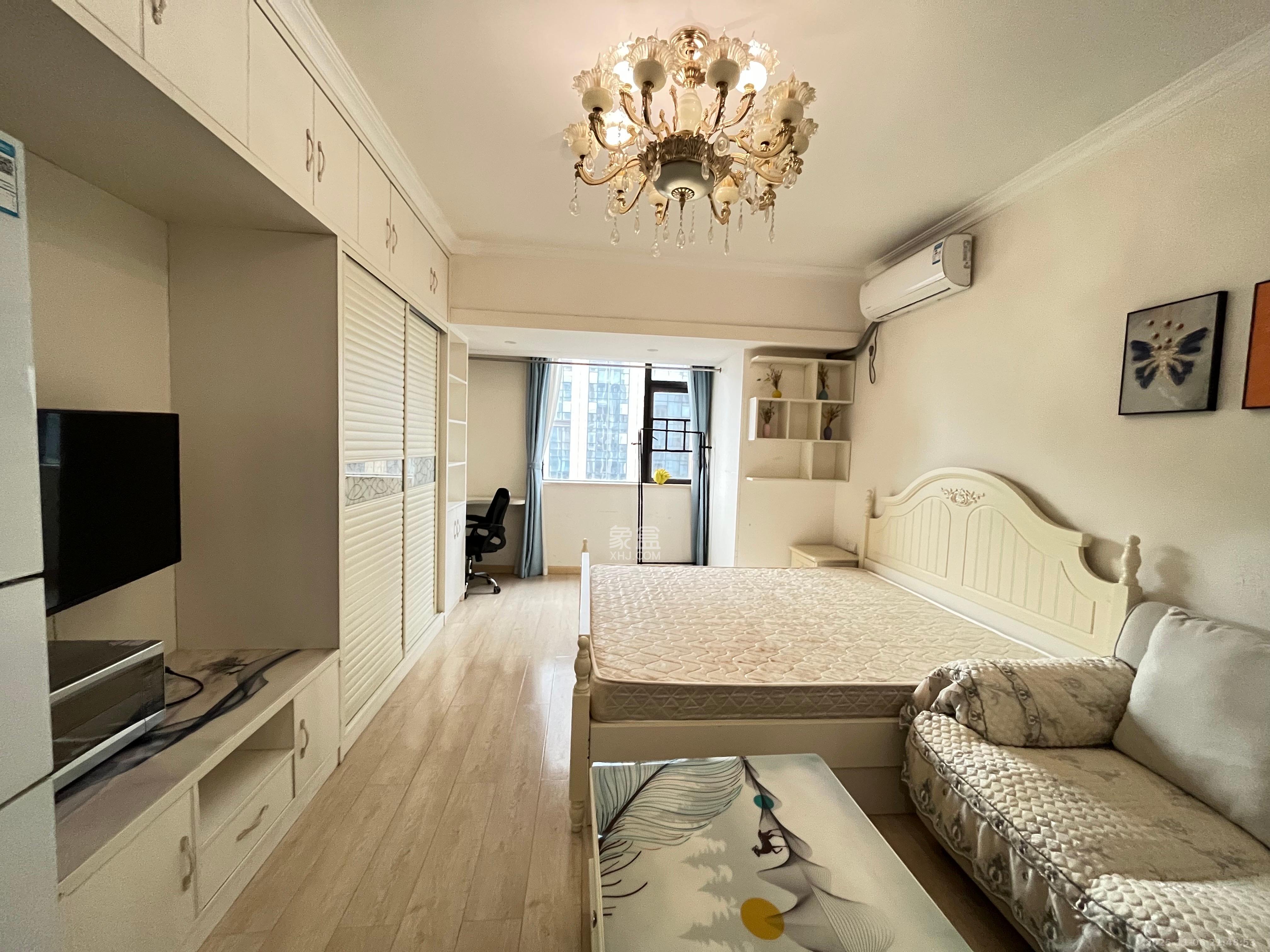 五江天街北区  1室1厅1卫    1600.0元/月室内图