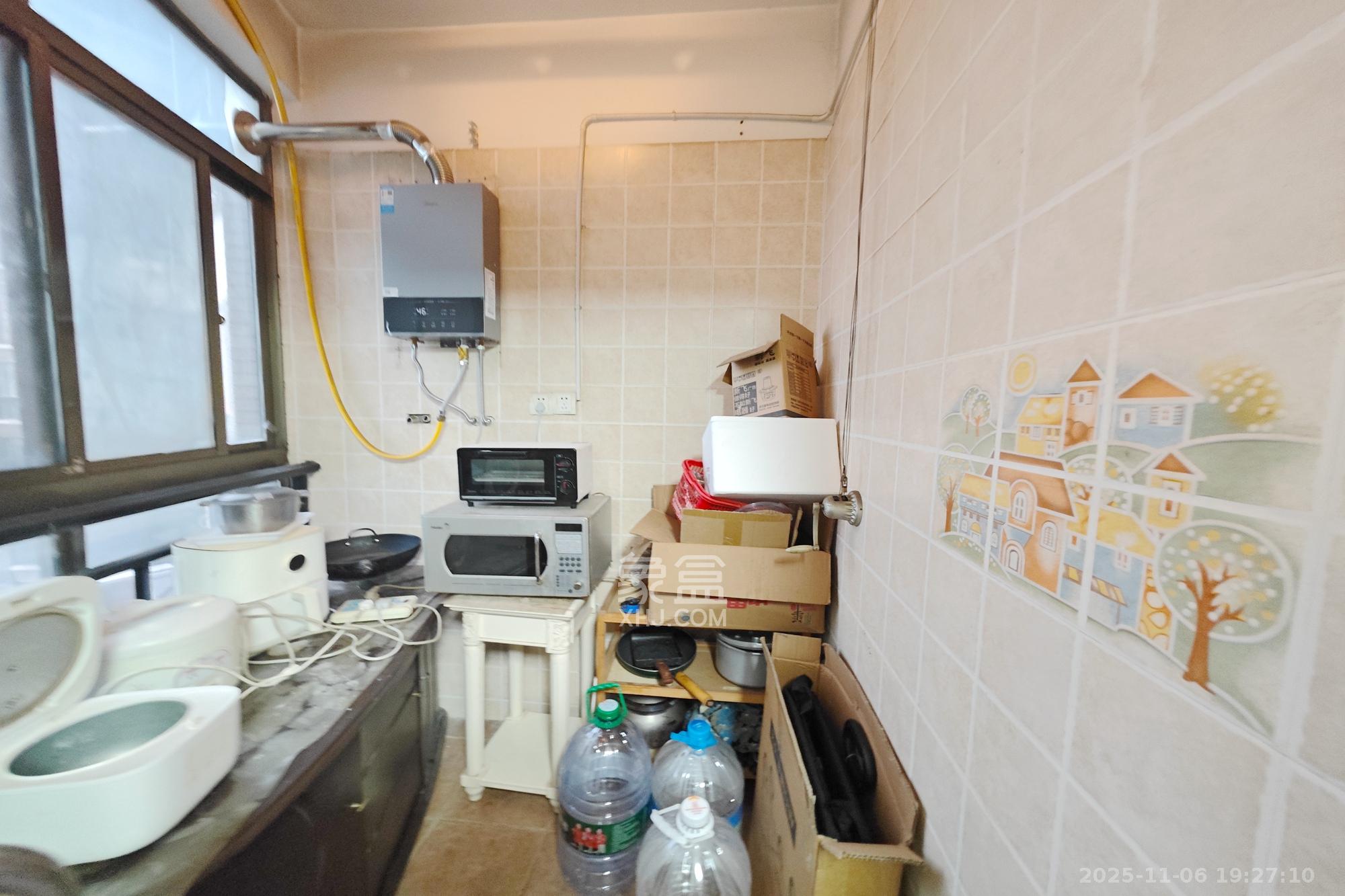 城南郡 3室2厅1卫 92.0万 城南郡 3室2厅1卫 92.0万阳台