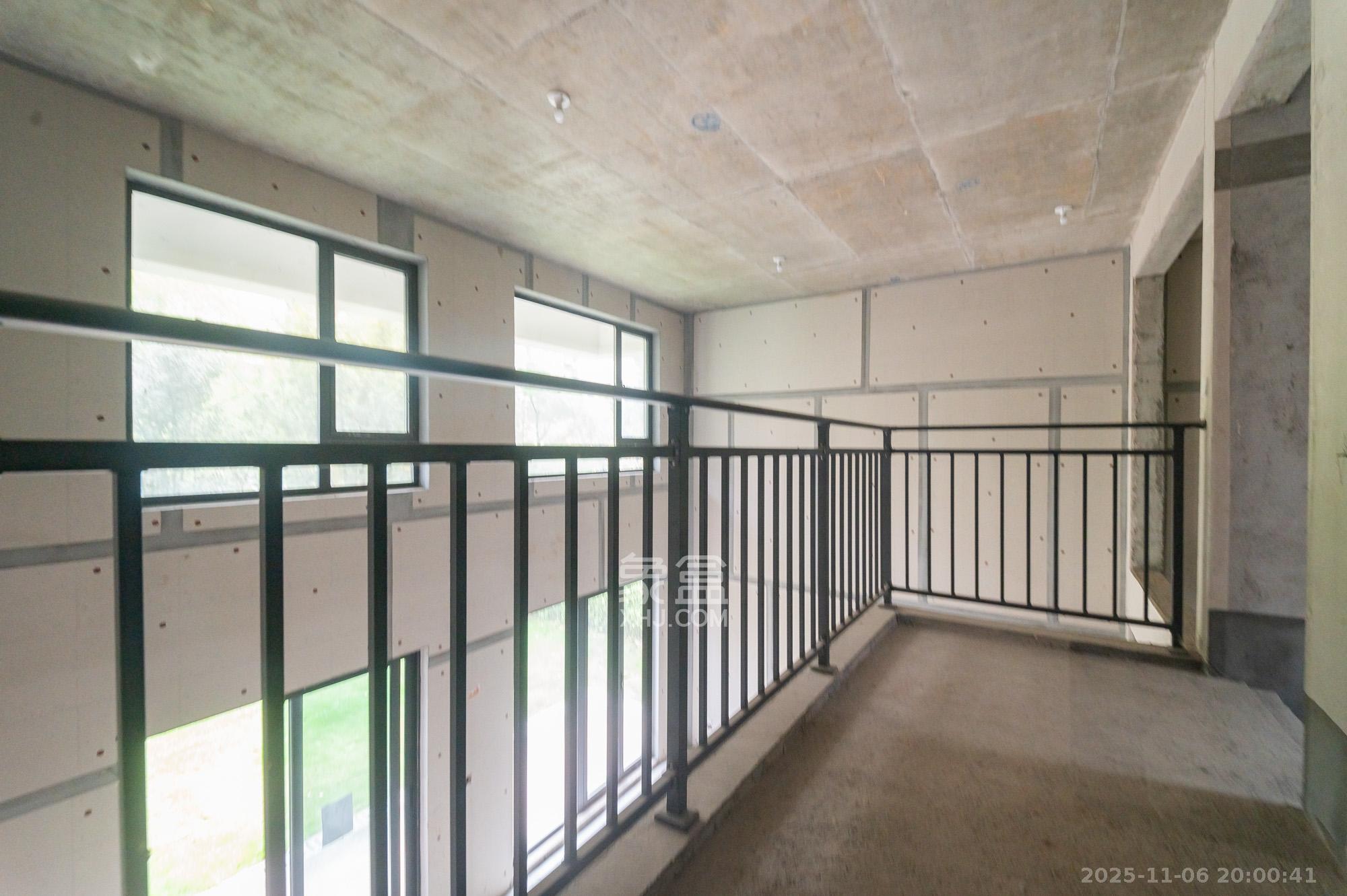 五矿万境松雅 5室2厅3卫 230.0万 五矿万境松雅 5室2厅3卫 230.0万其他