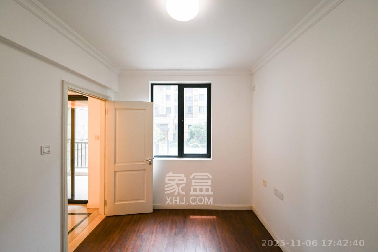 万科魅力之城观澜里 4室2厅2卫 3000.0元/月 万科魅力之城观澜里 4室2厅2卫 3000.0元/月室内图