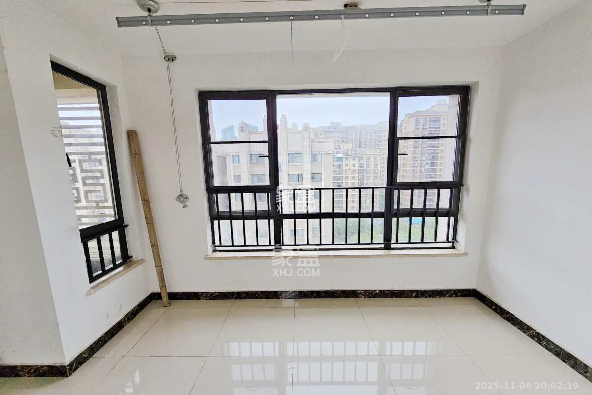 茂华禧都会 3室2厅2卫 100.0万 茂华禧都会 3室2厅2卫 100.0万阳台