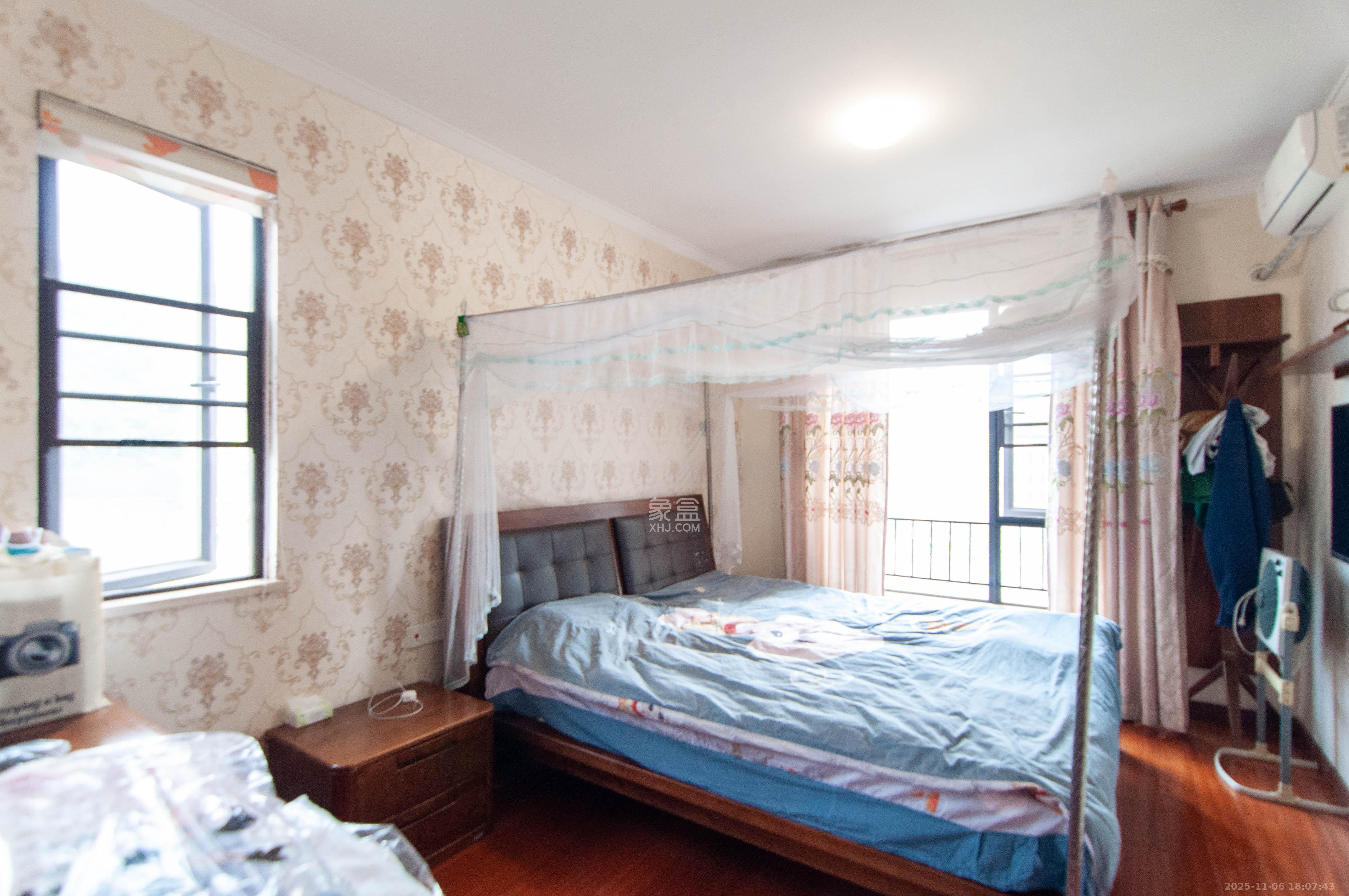 万科里梅溪郡 3室2厅1卫 4000.0元/月 万科里梅溪郡 3室2厅1卫 4000.0元/月室内图