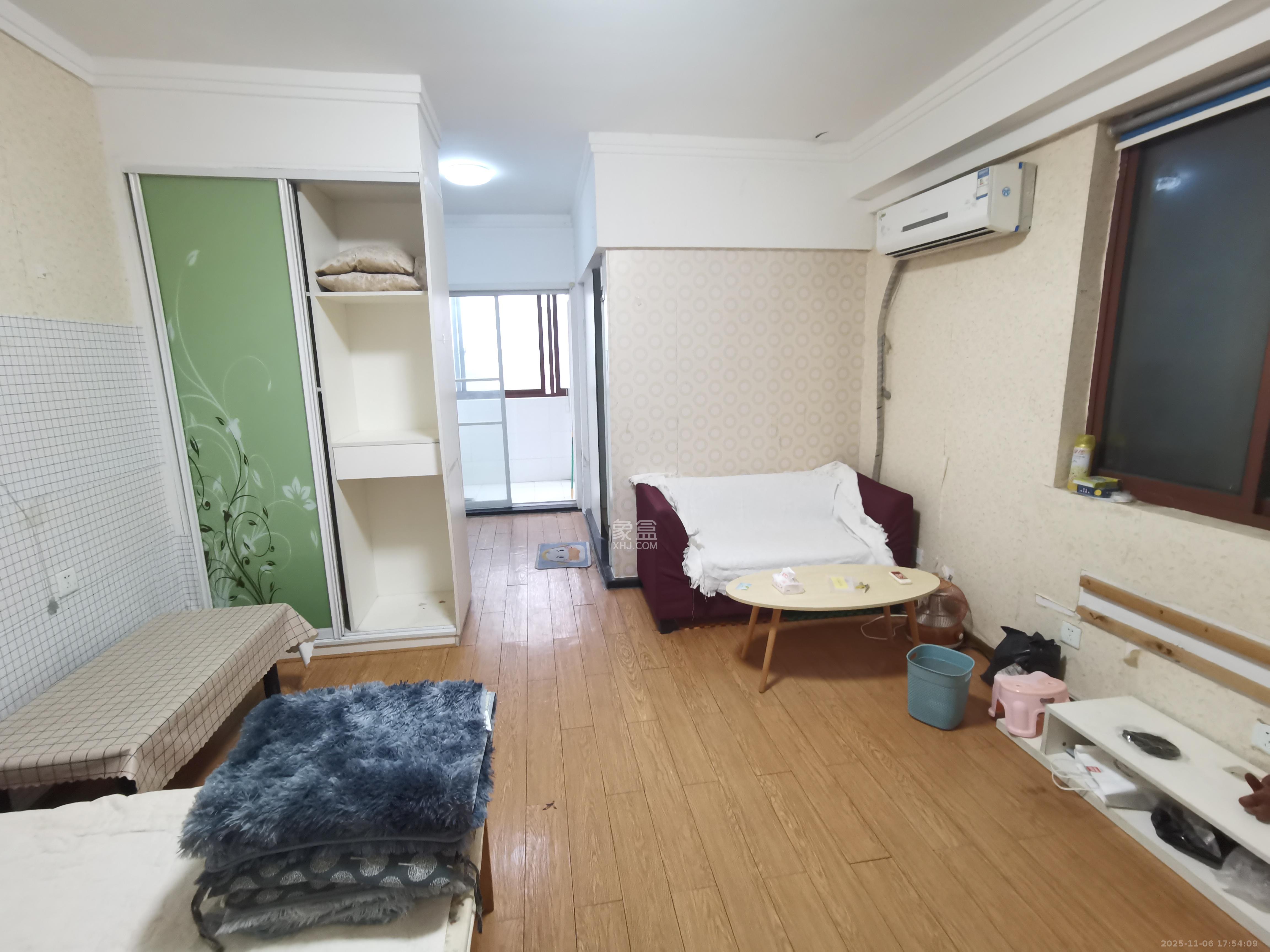 兰卡威国际  1室1厅1卫    1300.0元/月