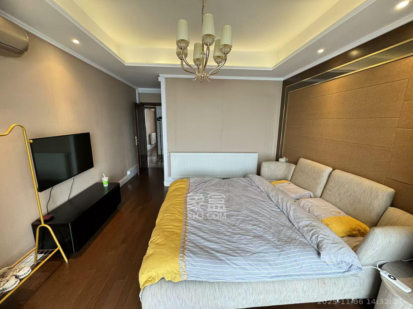 恒大御景半岛湘江苑(恒大御景半岛一期) 4室2厅2卫 6500.0元/月 恒大御景半岛湘江苑(恒大御景半岛一期) 4室2厅2卫 6500.0元/月室内图