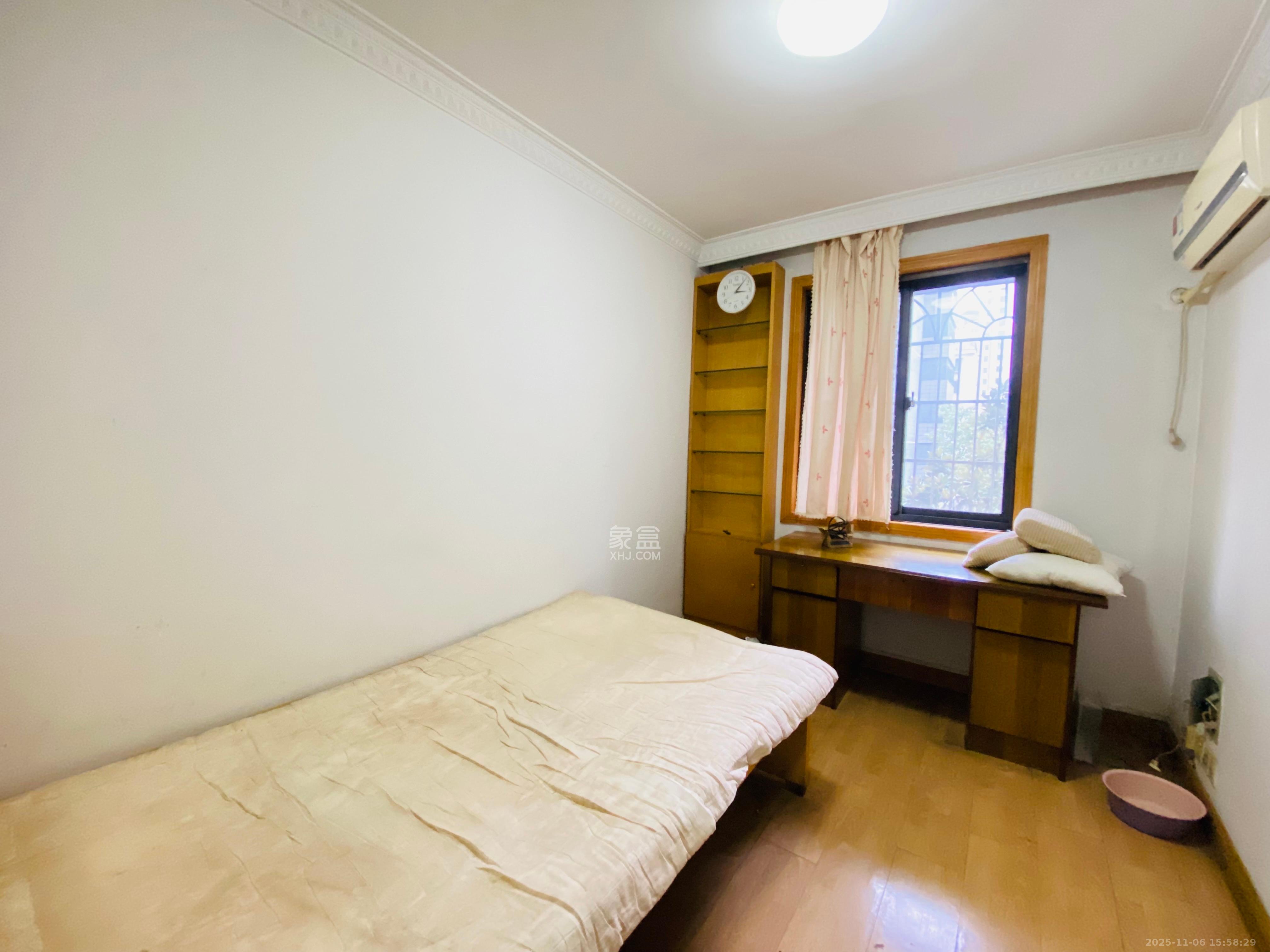 侯家塘有色研究院(长沙有色大院) 3室2厅1卫 2500.0元/月 侯家塘有色研究院(长沙有色大院) 3室2厅1卫 2500.0元/月室内图