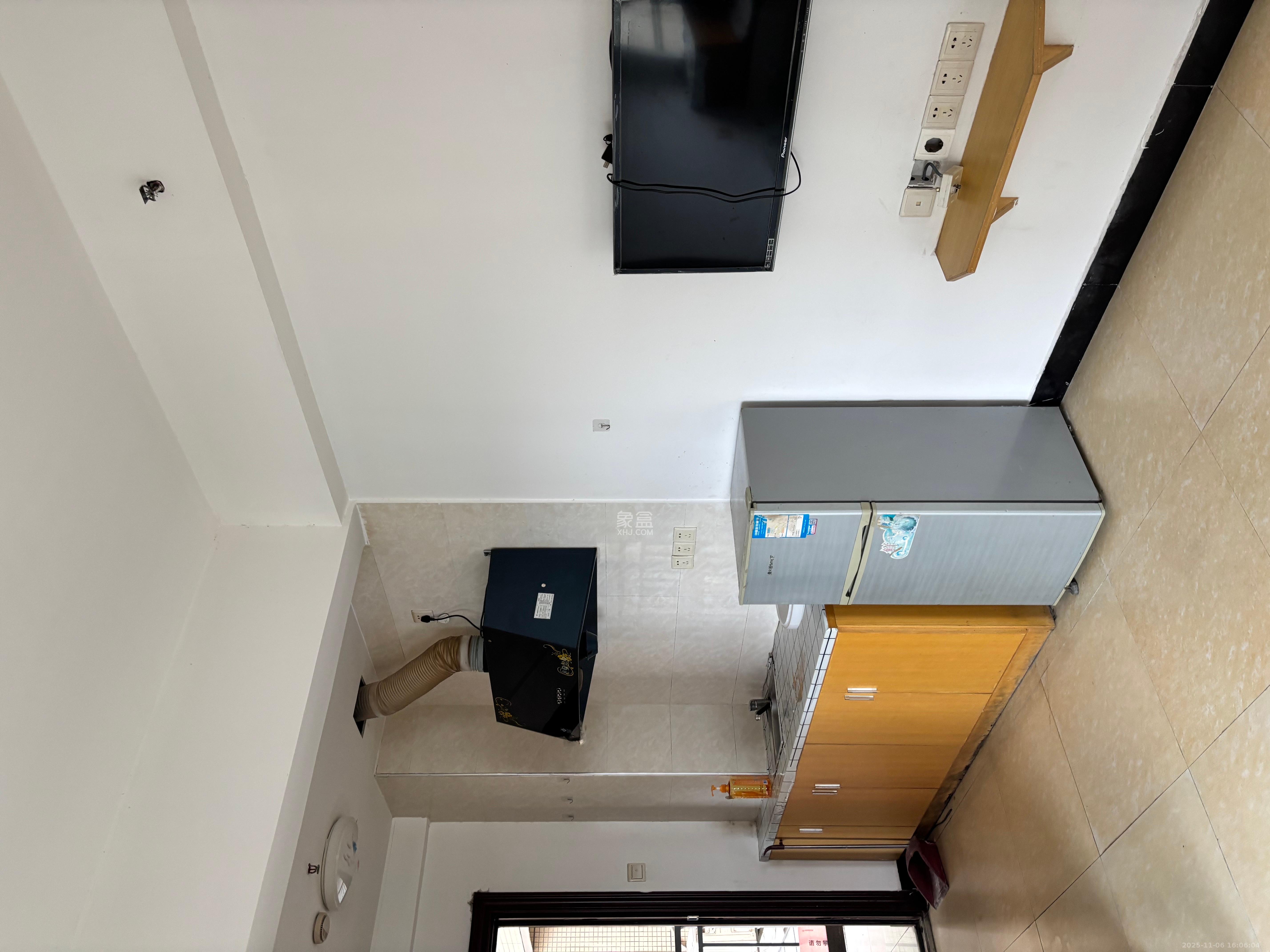 星城荣域  1室1厅1卫    1200.0元/月室内图