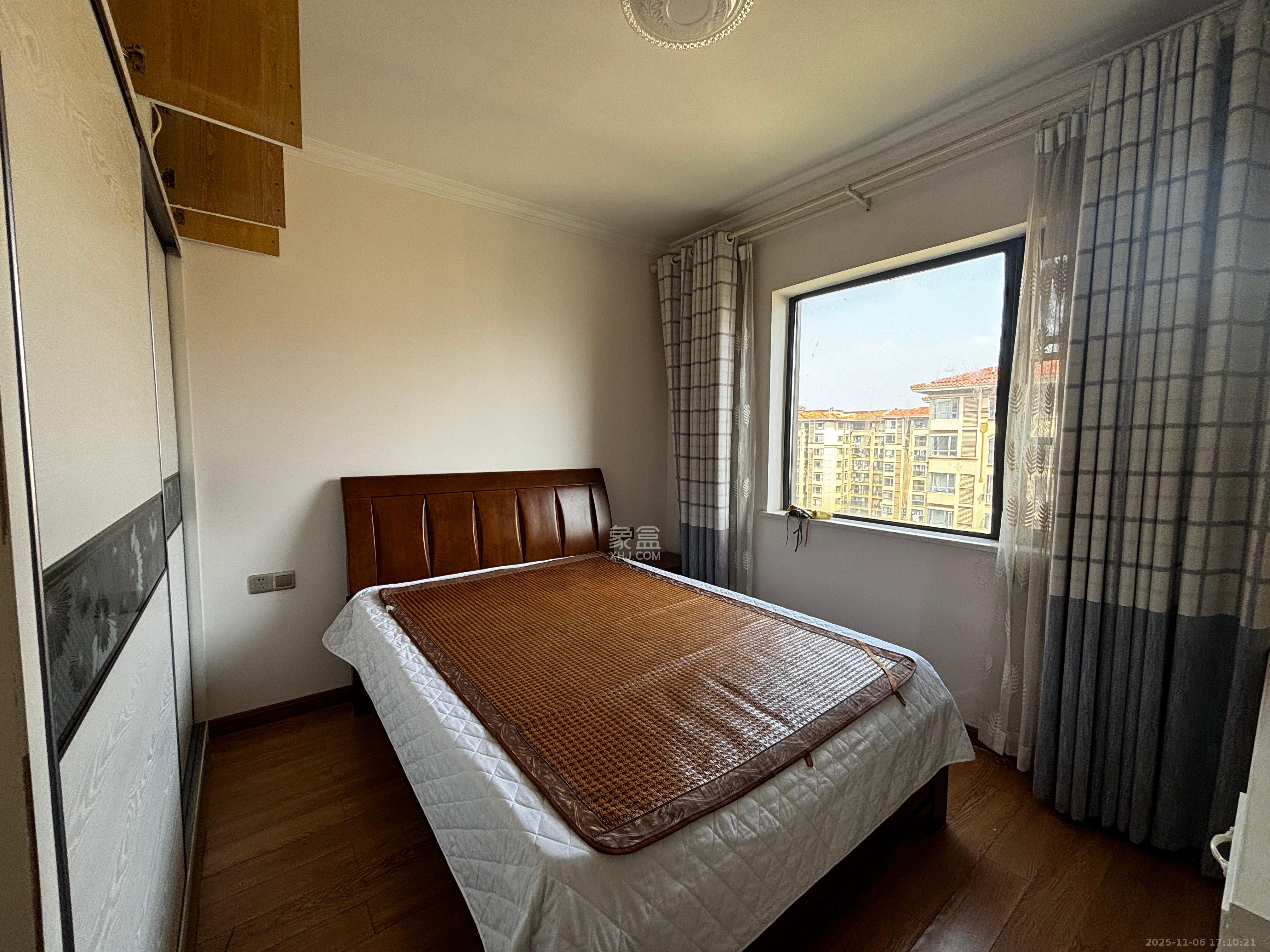 中建芙蓉嘉苑  3室2厅2卫    2700.0元/月室内图