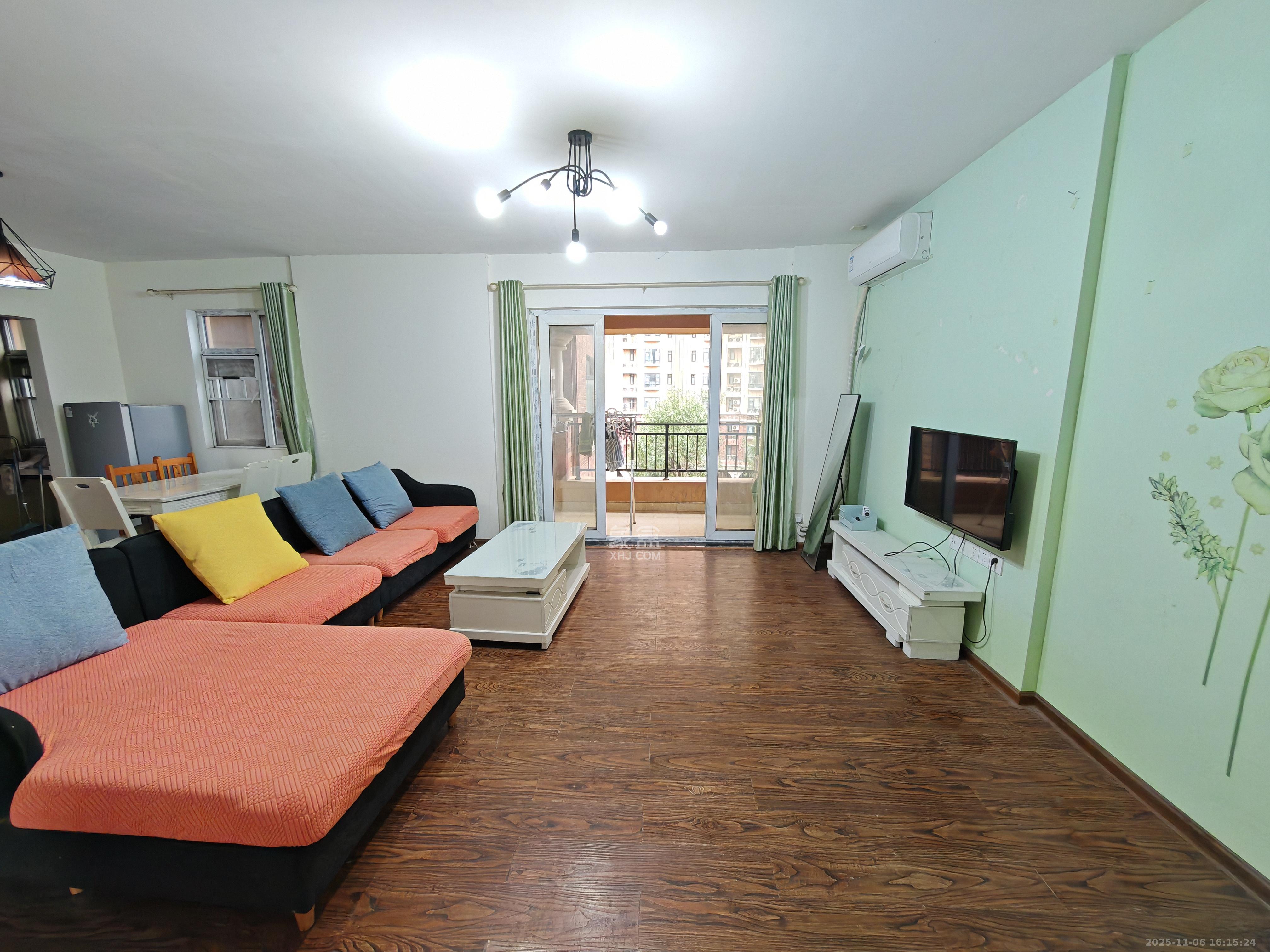 米兰春天 4室2厅2卫 2200.0元/月 米兰春天 4室2厅2卫 2200.0元/月室内图