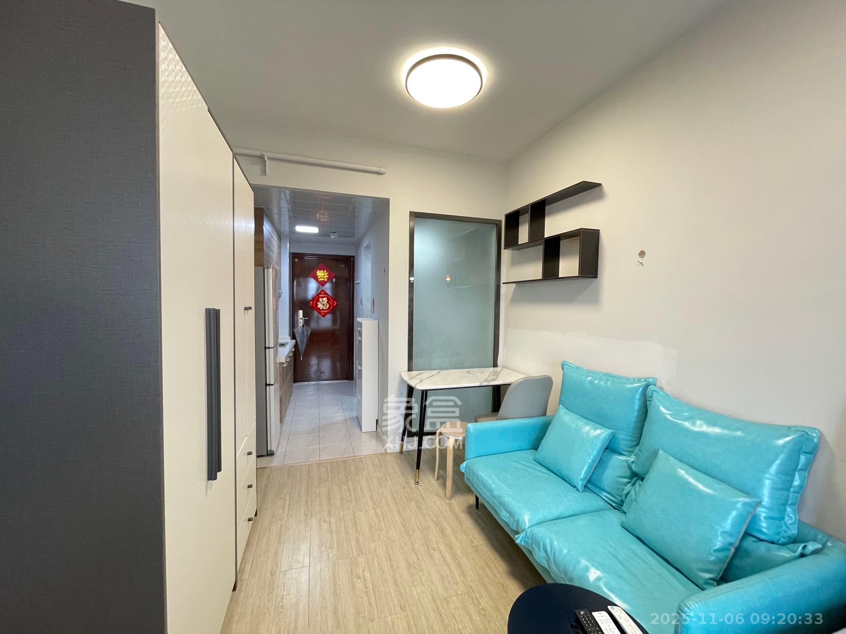 复地星光天地  1室0厅0卫    1400.0元/月