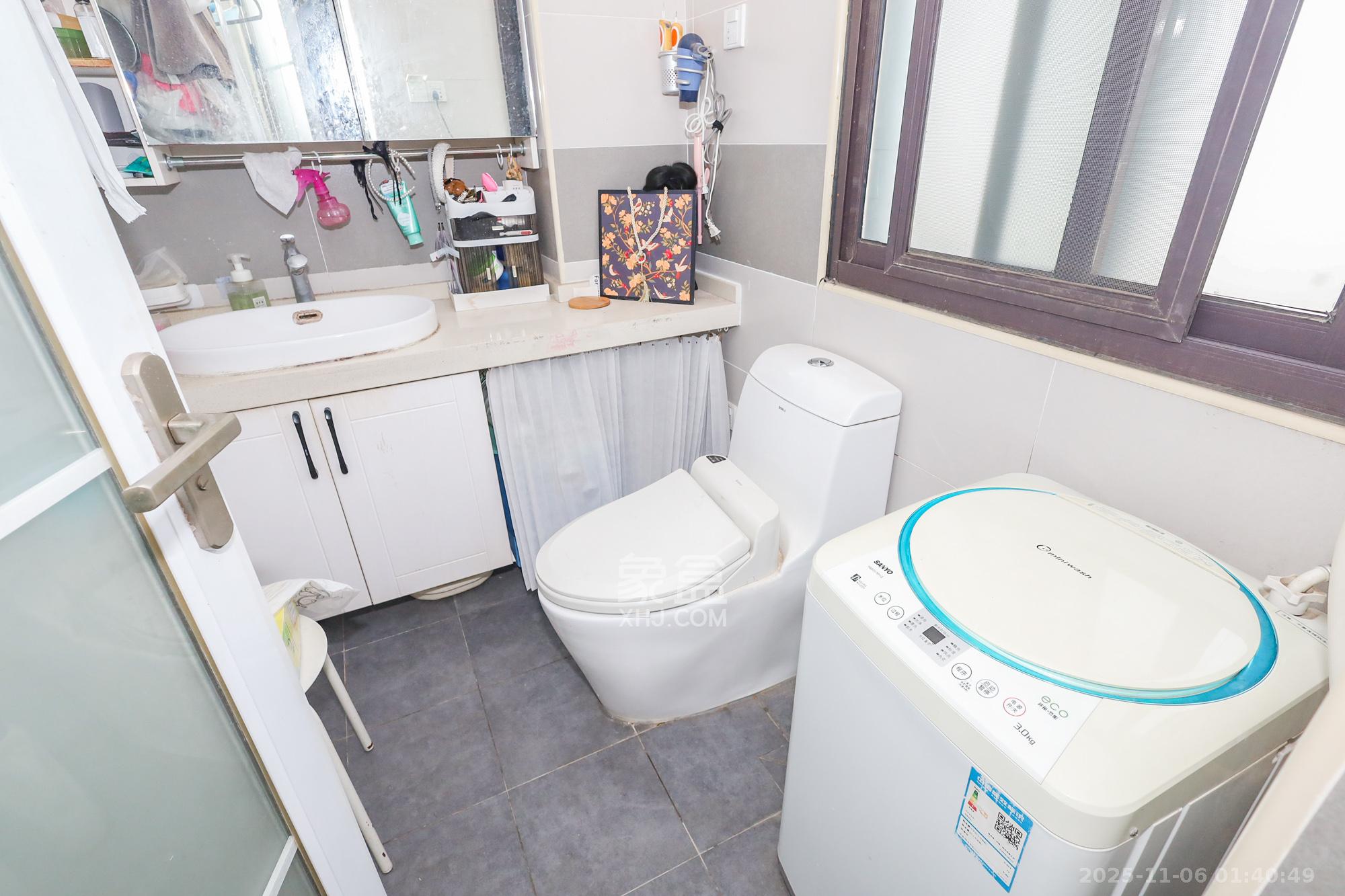 钰龙天下二期(钰龙佳园) 3室2厅2卫 270.0万 钰龙天下二期(钰龙佳园) 3室2厅2卫 270.0万卫生间