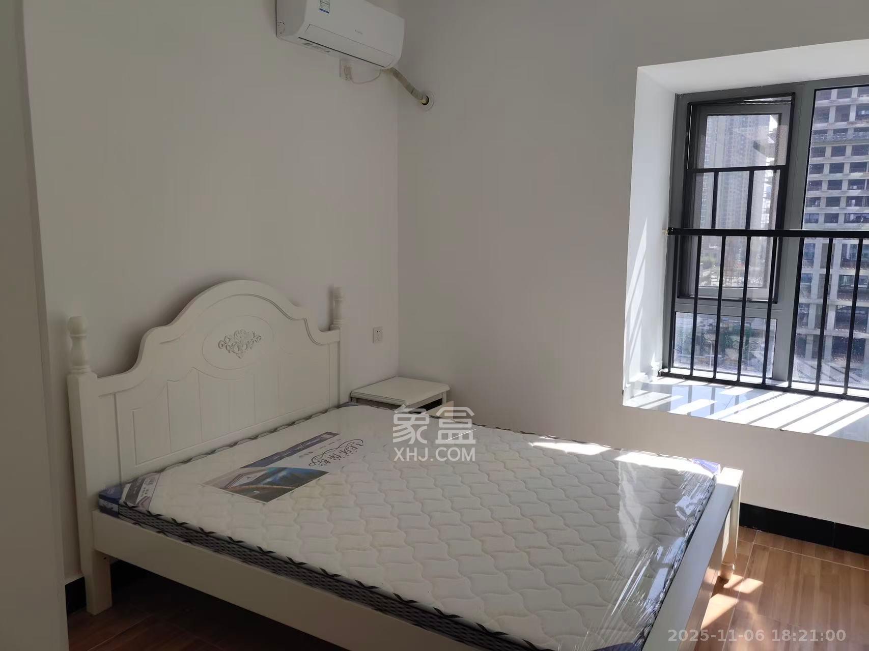 世茂铂翠湾四期（世茂悦享）  3室2厅1卫    3000.0元/月室内图