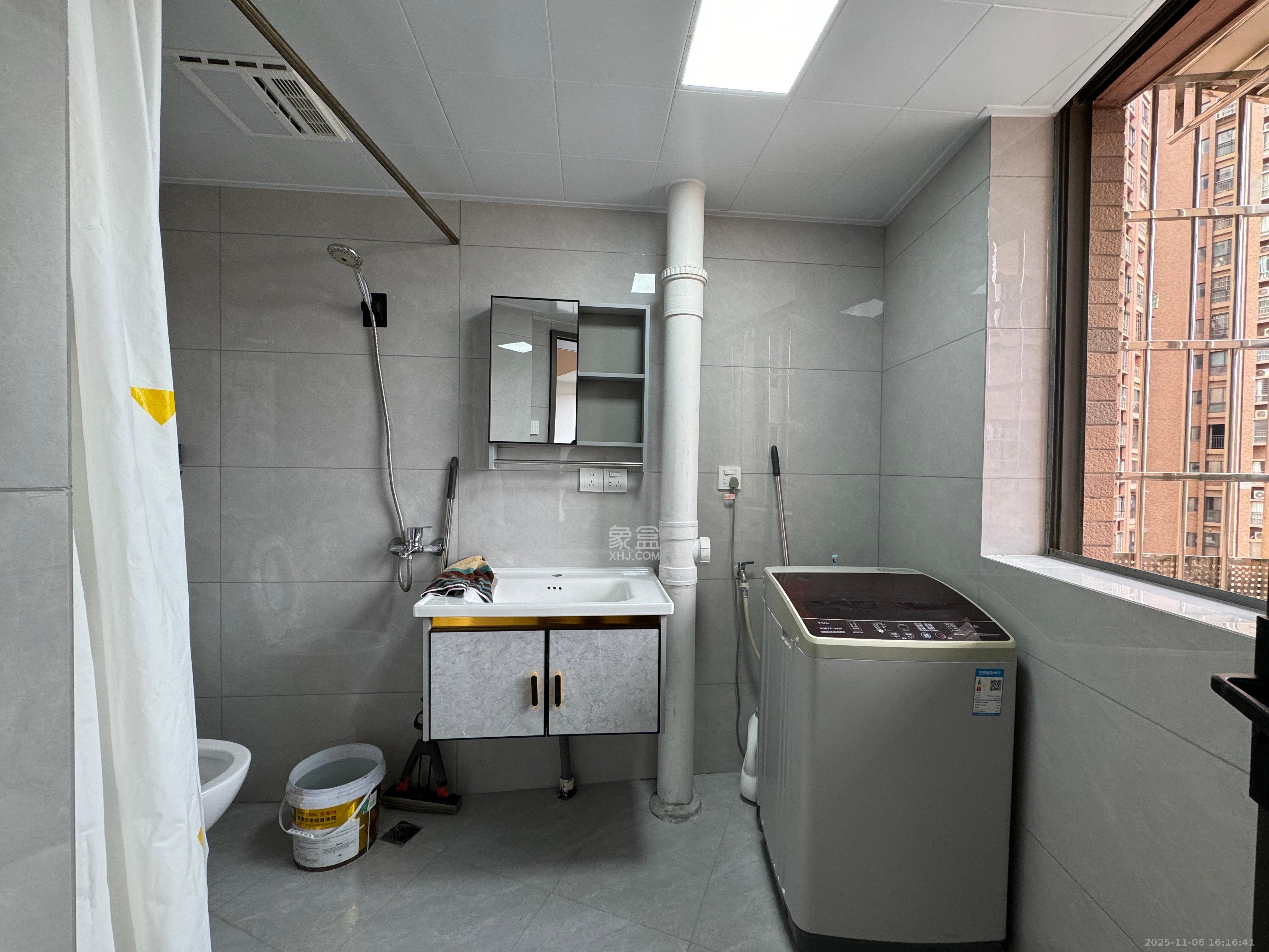 上海城小区 1室0厅0卫 1600.0元/月 上海城小区 1室0厅0卫 1600.0元/月室内图