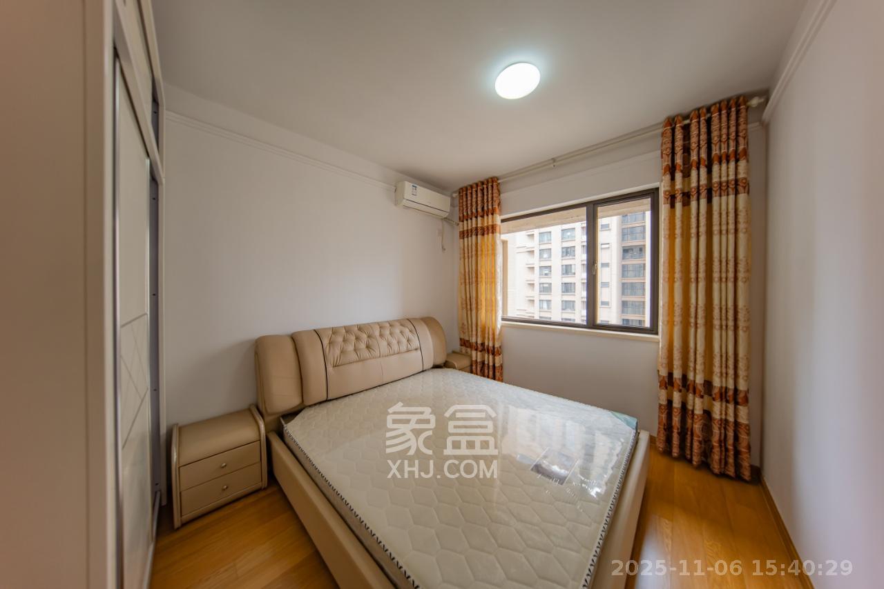 中海国际三期  3室2厅2卫    2100.0元/月室内图