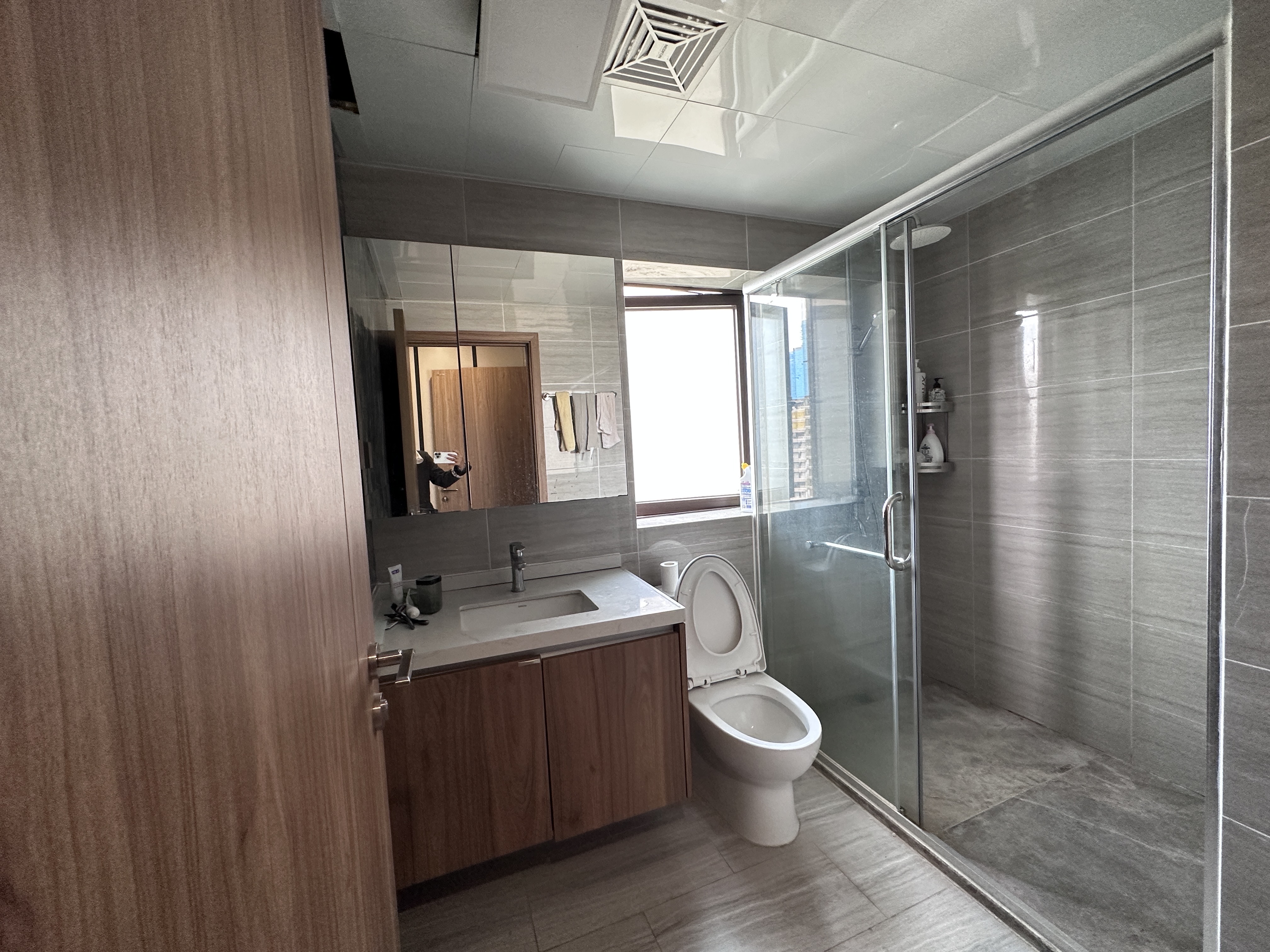 海航豪庭南苑  4室2厅2卫    6000.0元/月室内图