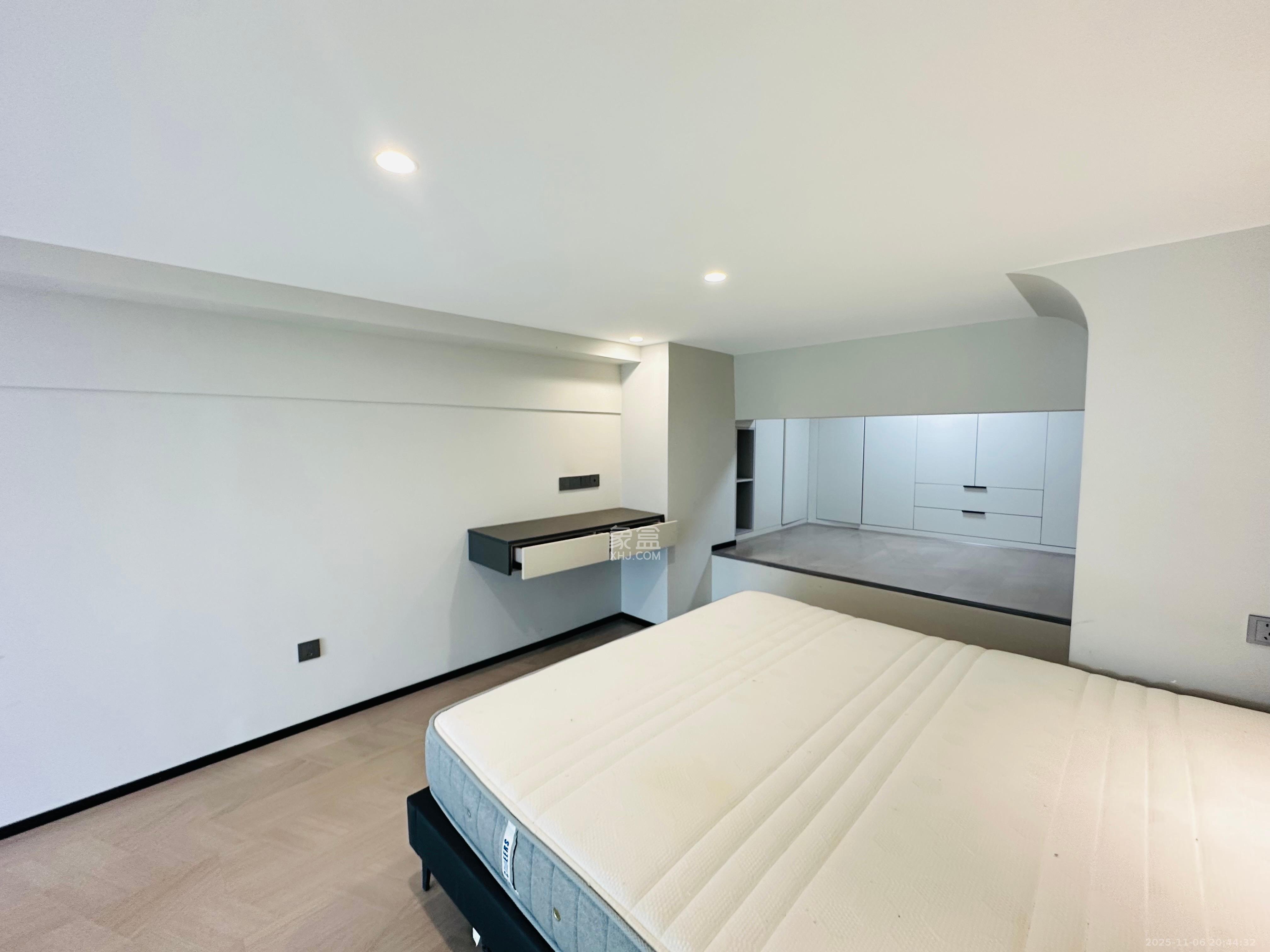 中海阅溪府 1室1厅1卫 1800.0元/月 中海阅溪府 1室1厅1卫 1800.0元/月室内图