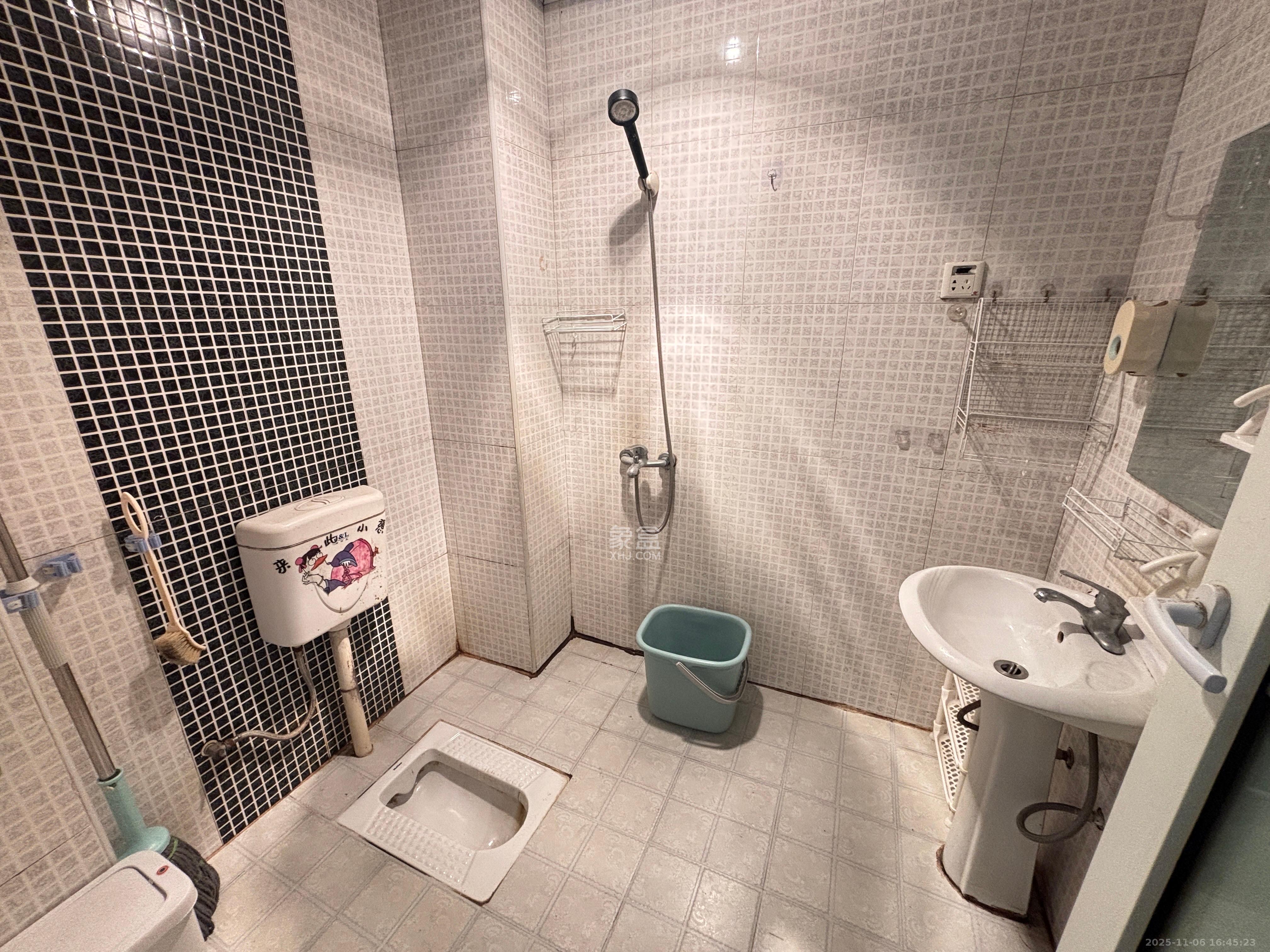 新芙蓉之都  1室1厅1卫    1800.0元/月室内图