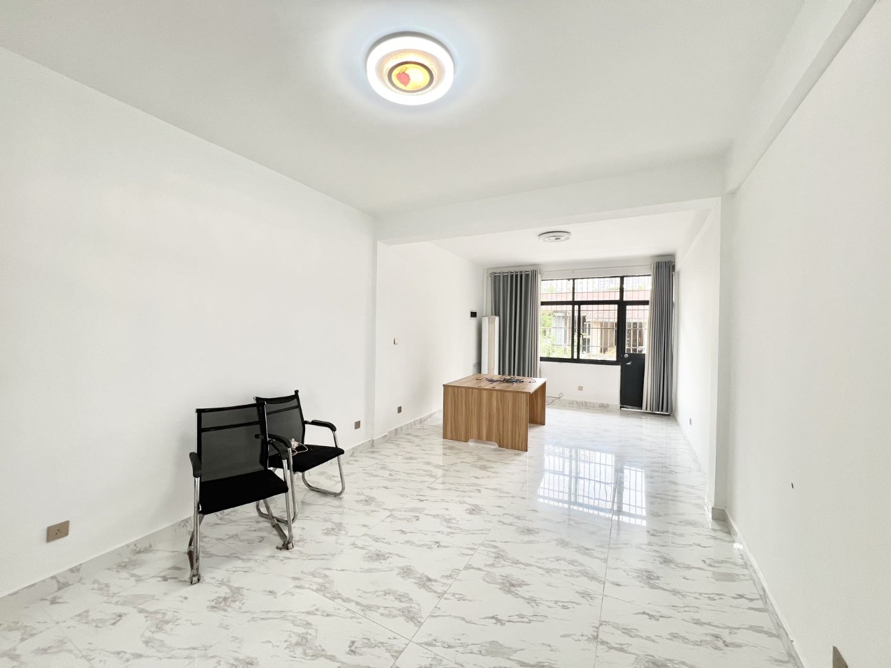 滨景花园 5室3厅3卫 9000.0元/月 滨景花园 5室3厅3卫 9000.0元/月室内图