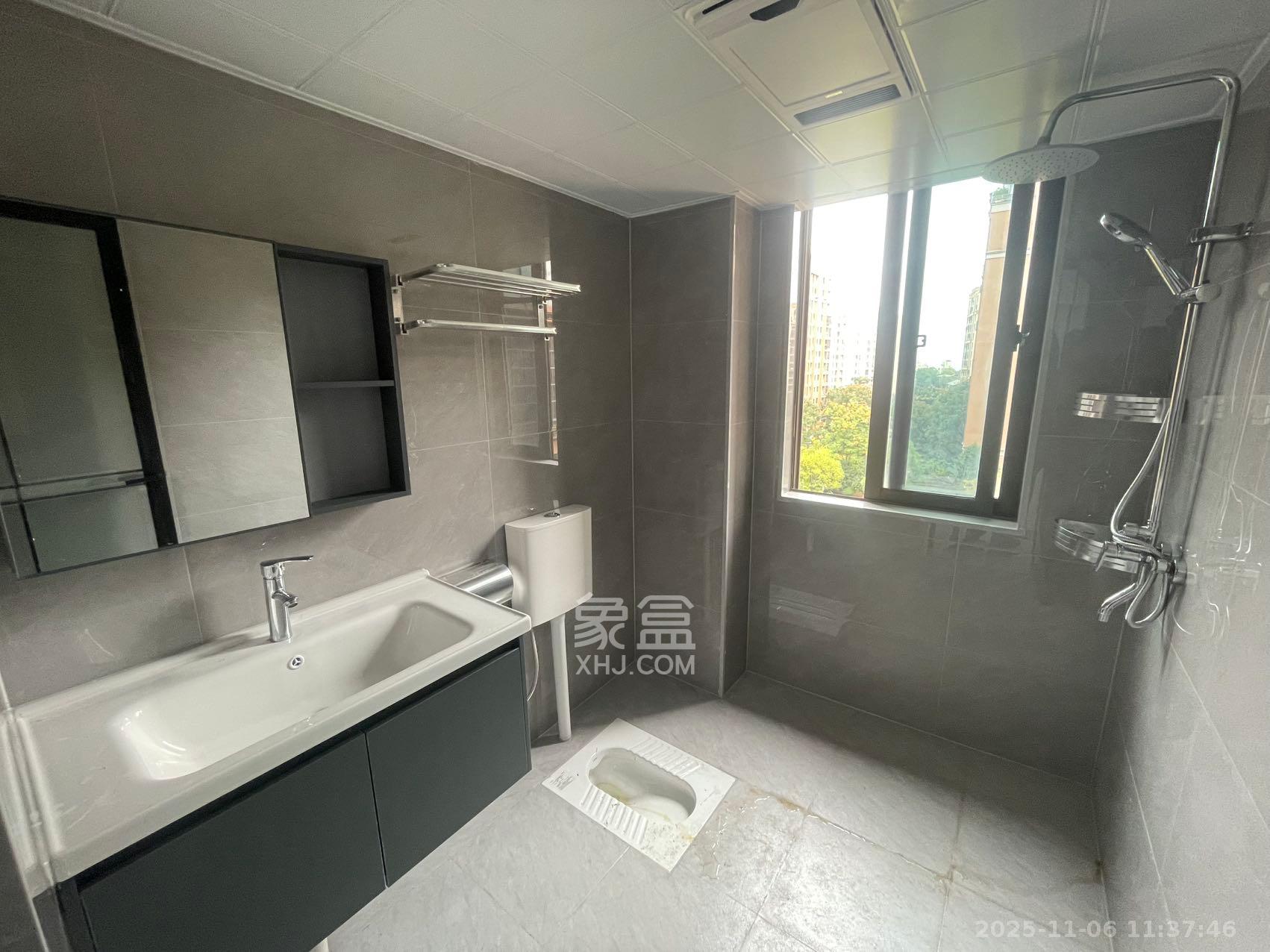 鑫远和城(一、二期) 2室2厅1卫 2300.0元/月 鑫远和城(一、二期) 2室2厅1卫 2300.0元/月室内图