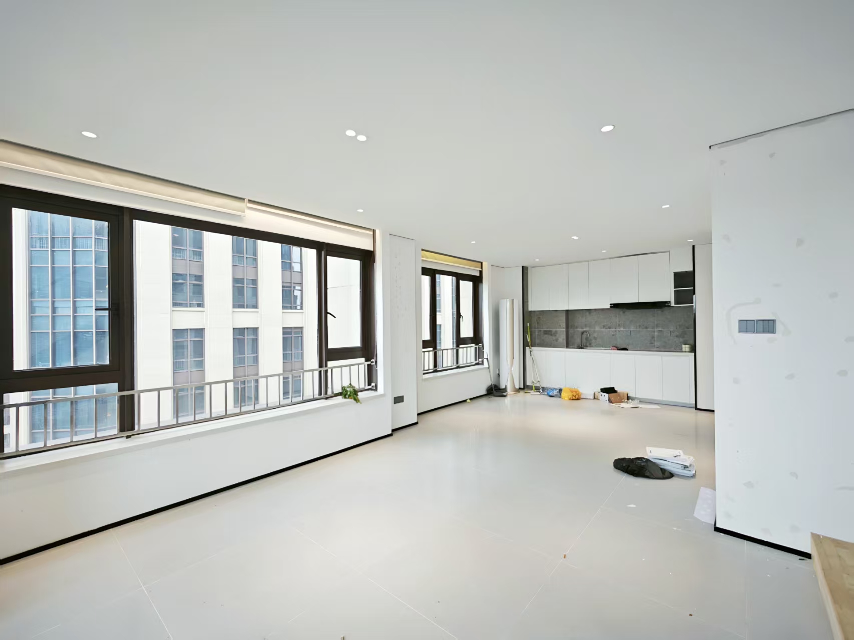 海航豪庭南苑 2室2厅2卫 4000.0元/月 海航豪庭南苑 2室2厅2卫 4000.0元/月室内图