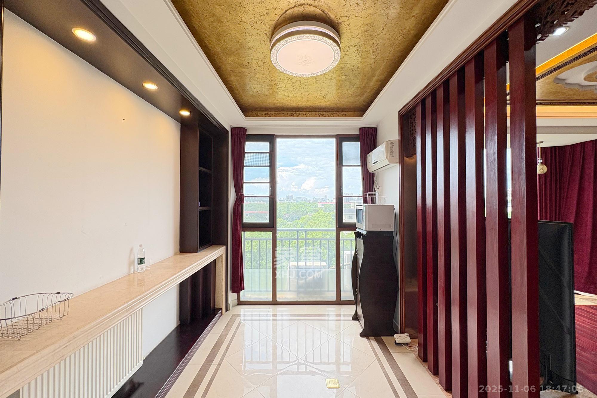 向阳门第  4室2厅2卫    198.0万其他