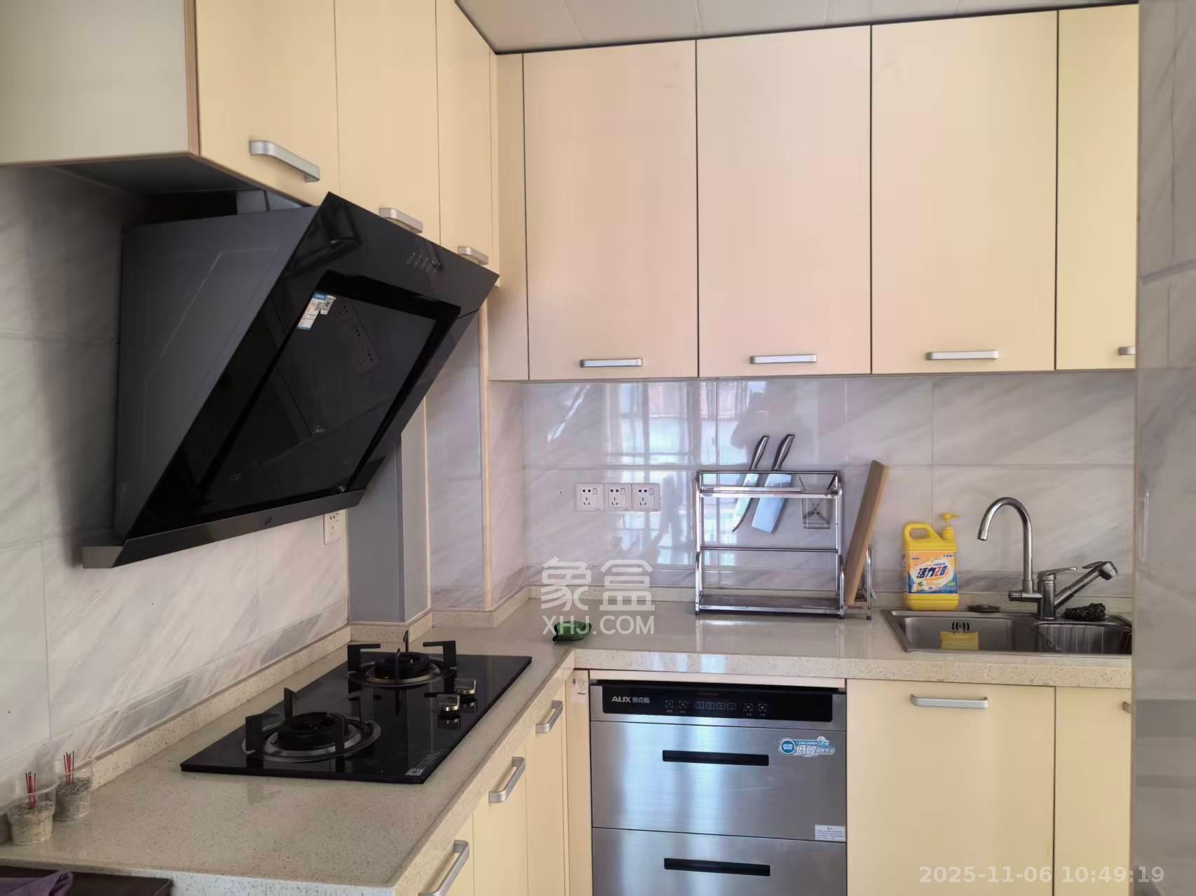 中悦领秀城 3室2厅1卫 1600.0元/月 中悦领秀城 3室2厅1卫 1600.0元/月室内图