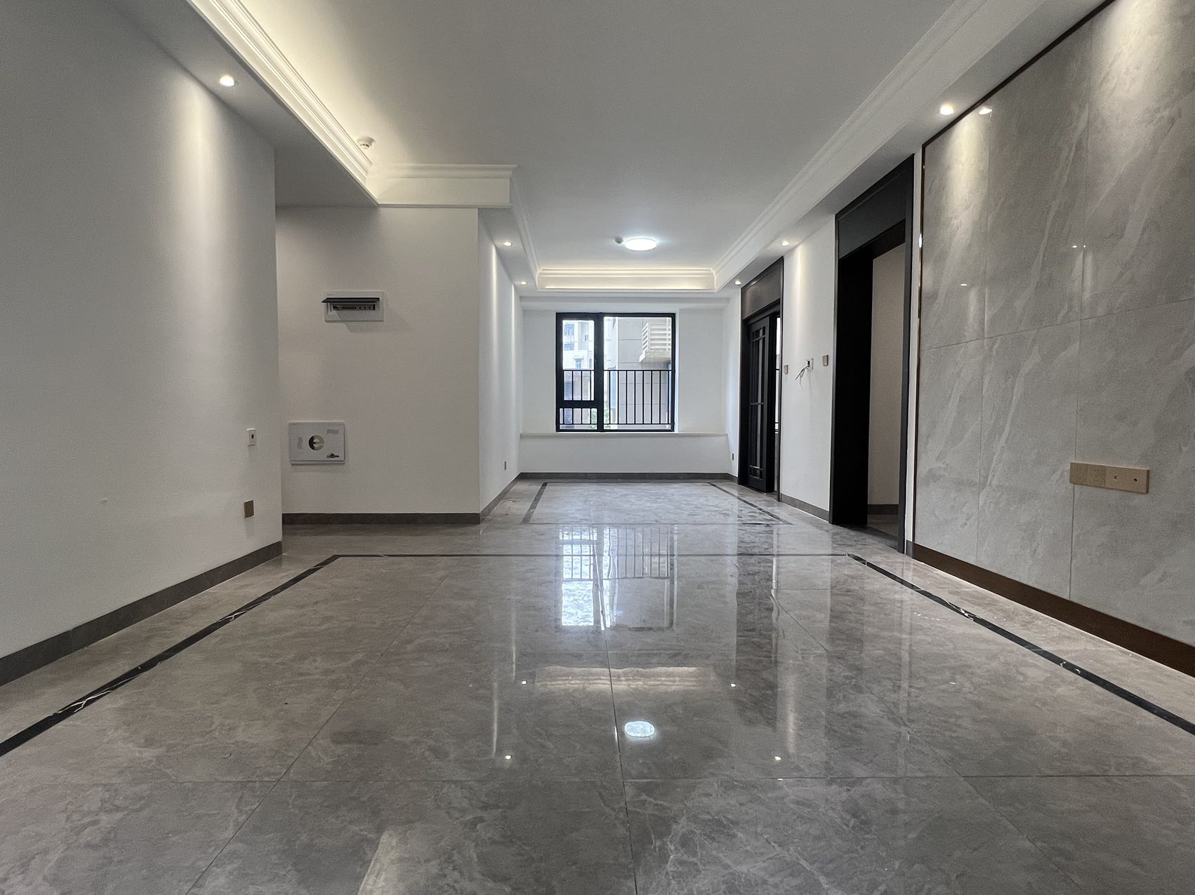 天街华府（海南新天地）  3室1厅1卫    222.0万室内图