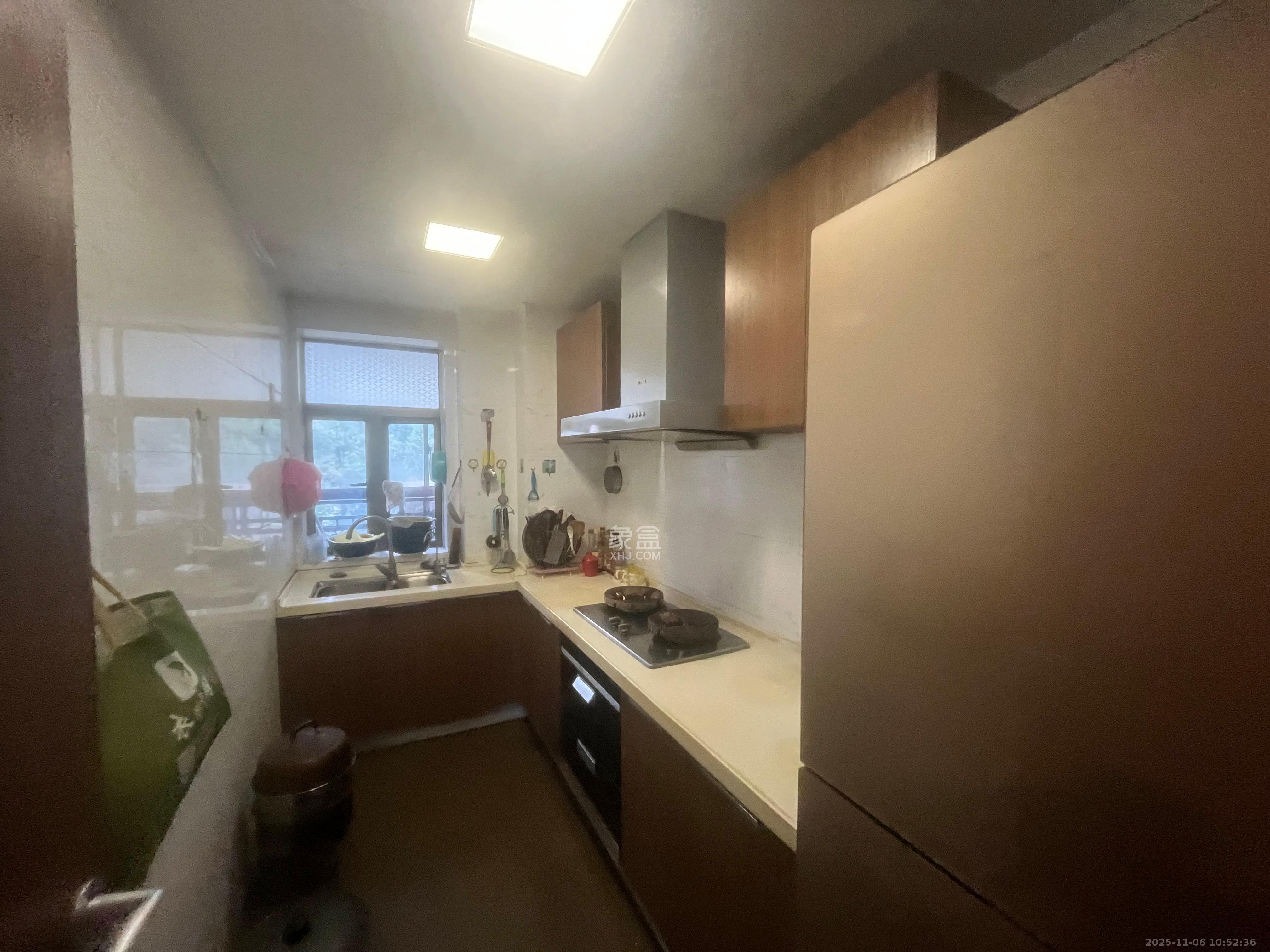 江山帝景哈佛  3室2厅2卫    2500.0元/月室内图