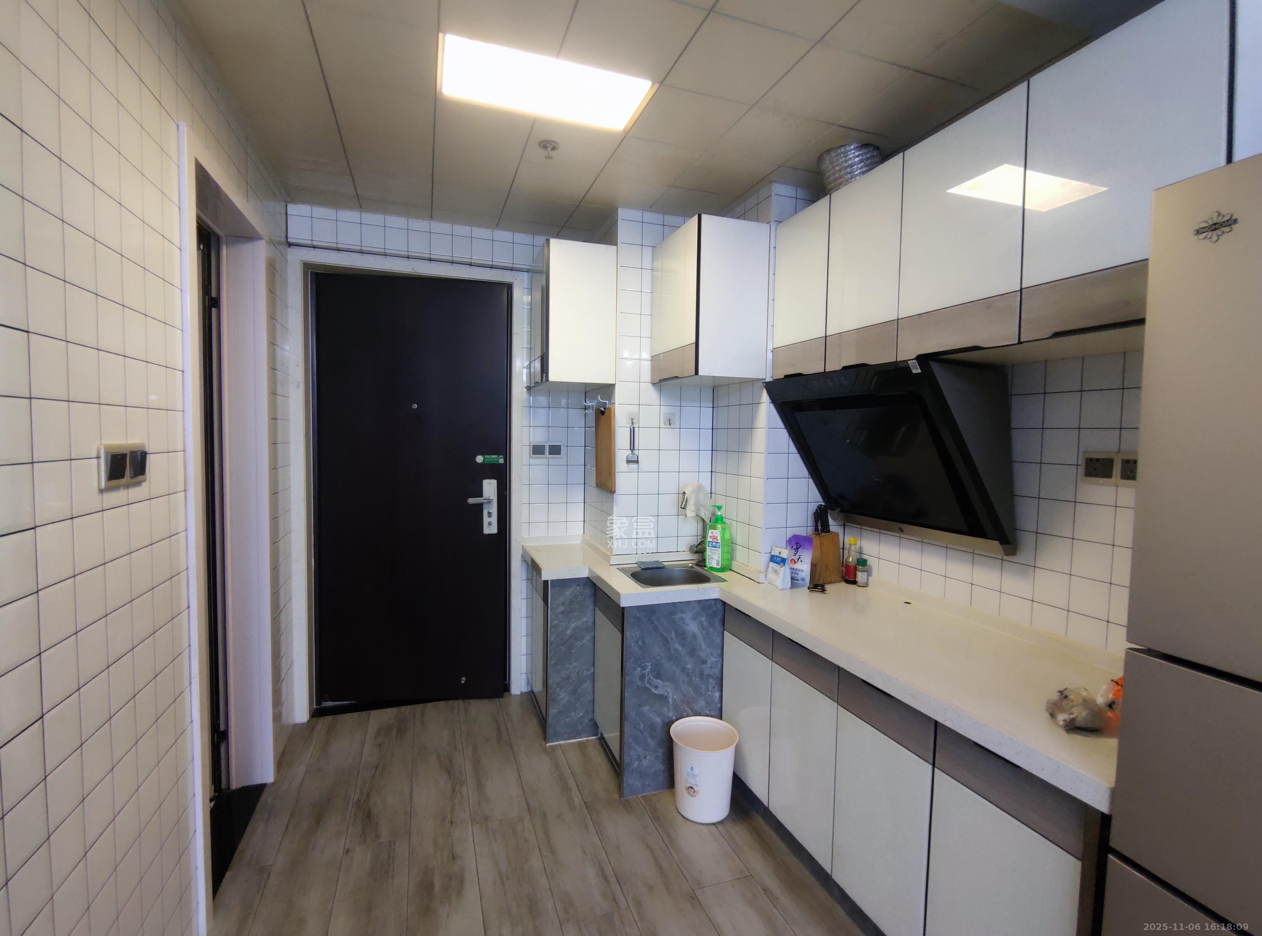 金科时代中心 1室1厅1卫 1300.0元/月 金科时代中心 1室1厅1卫 1300.0元/月室内图