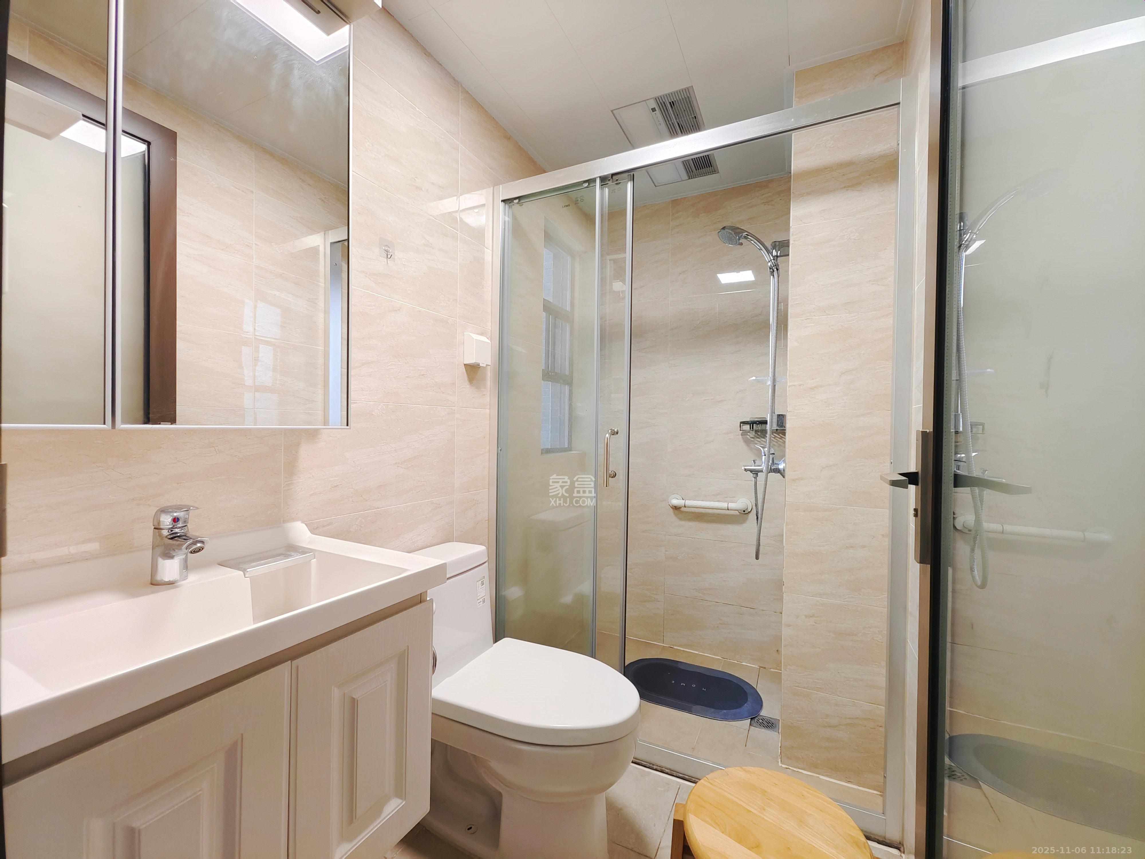 保利天禧C区  4室2厅2卫    6000.0元/月室内图