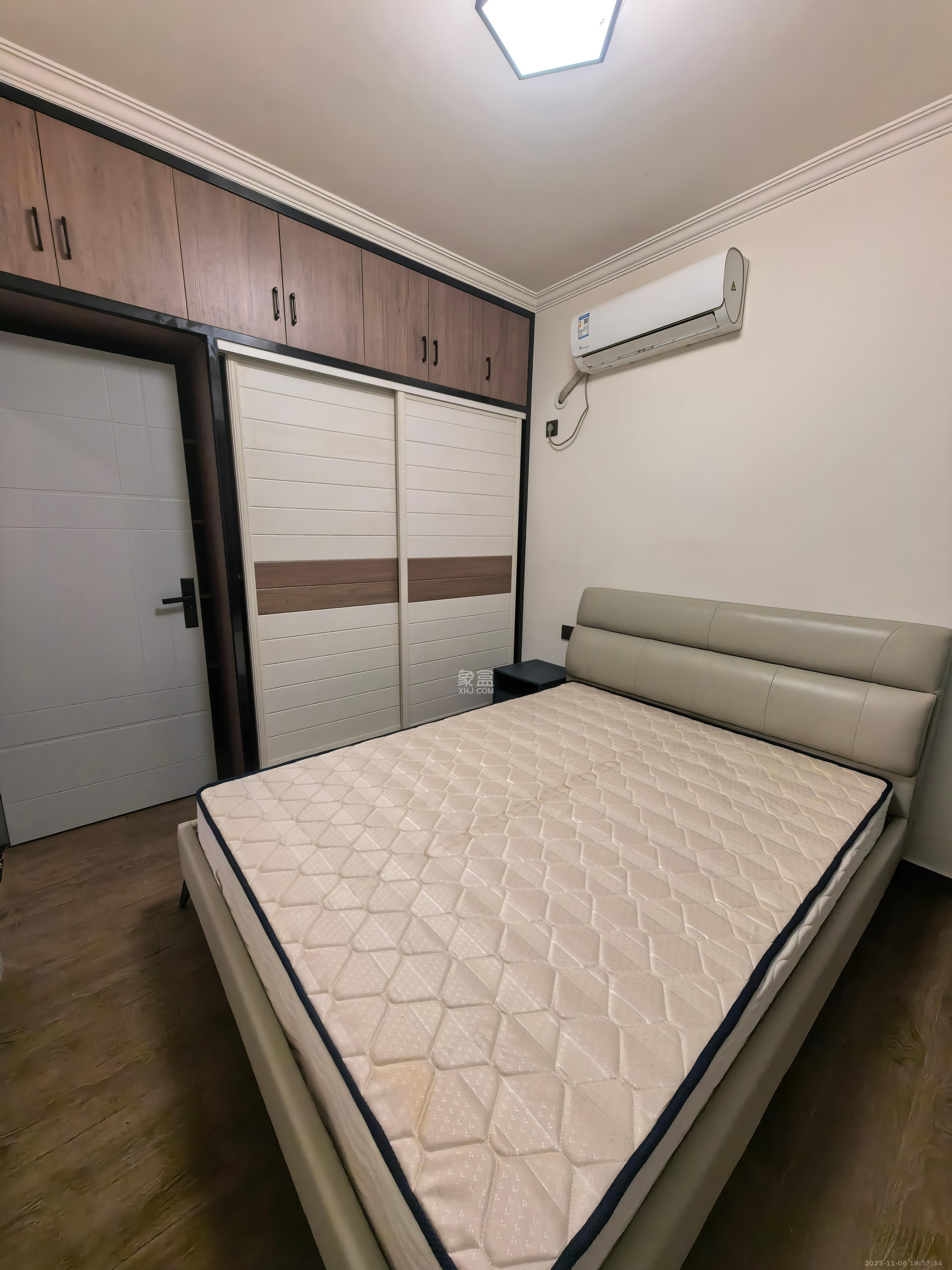 建发中央公园（建发美地）  2室1厅1卫    3400.0元/月室内图