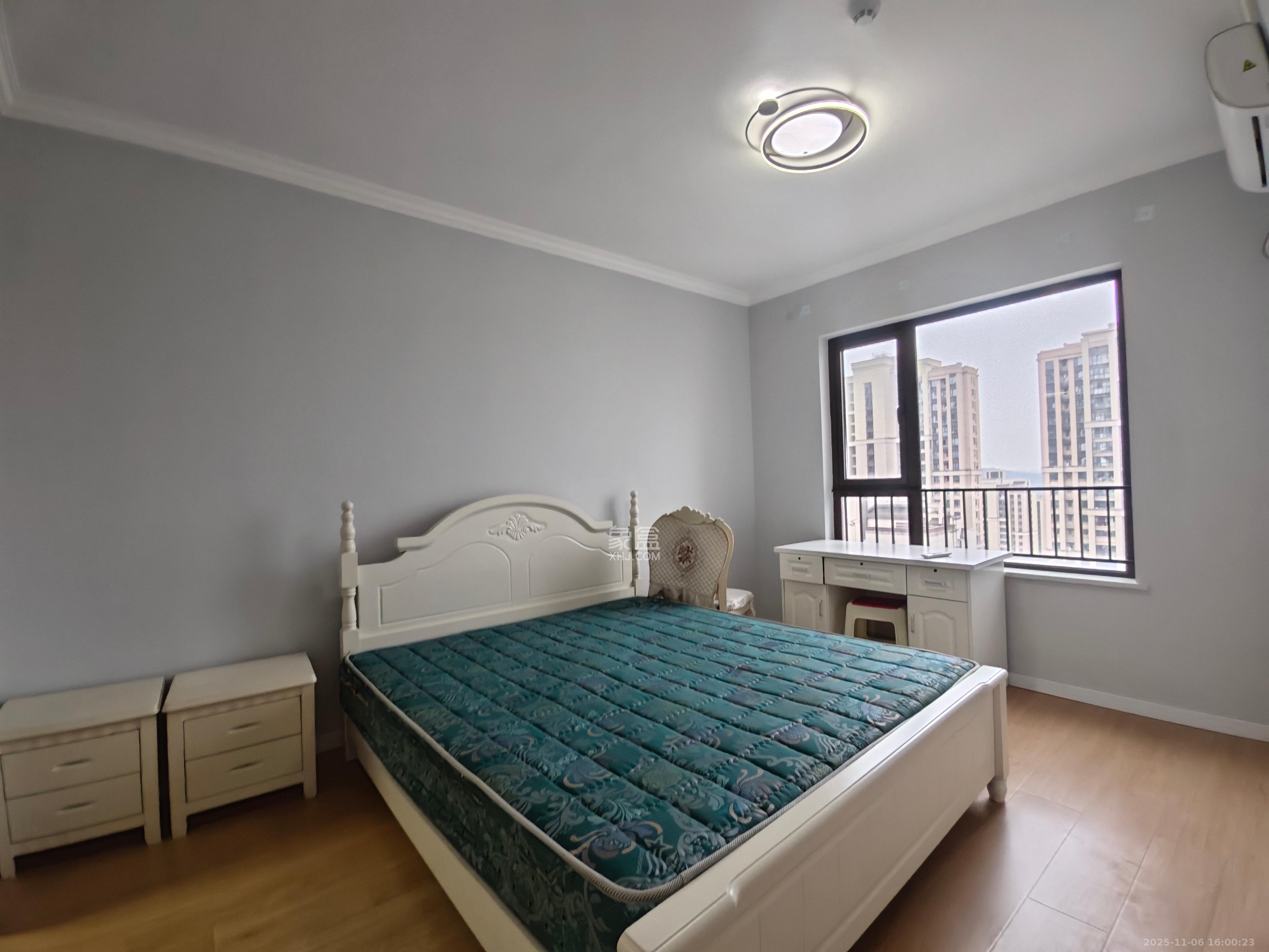 卓越浅水湾 3室2厅2卫 2500.0元/月 卓越浅水湾 3室2厅2卫 2500.0元/月室内图