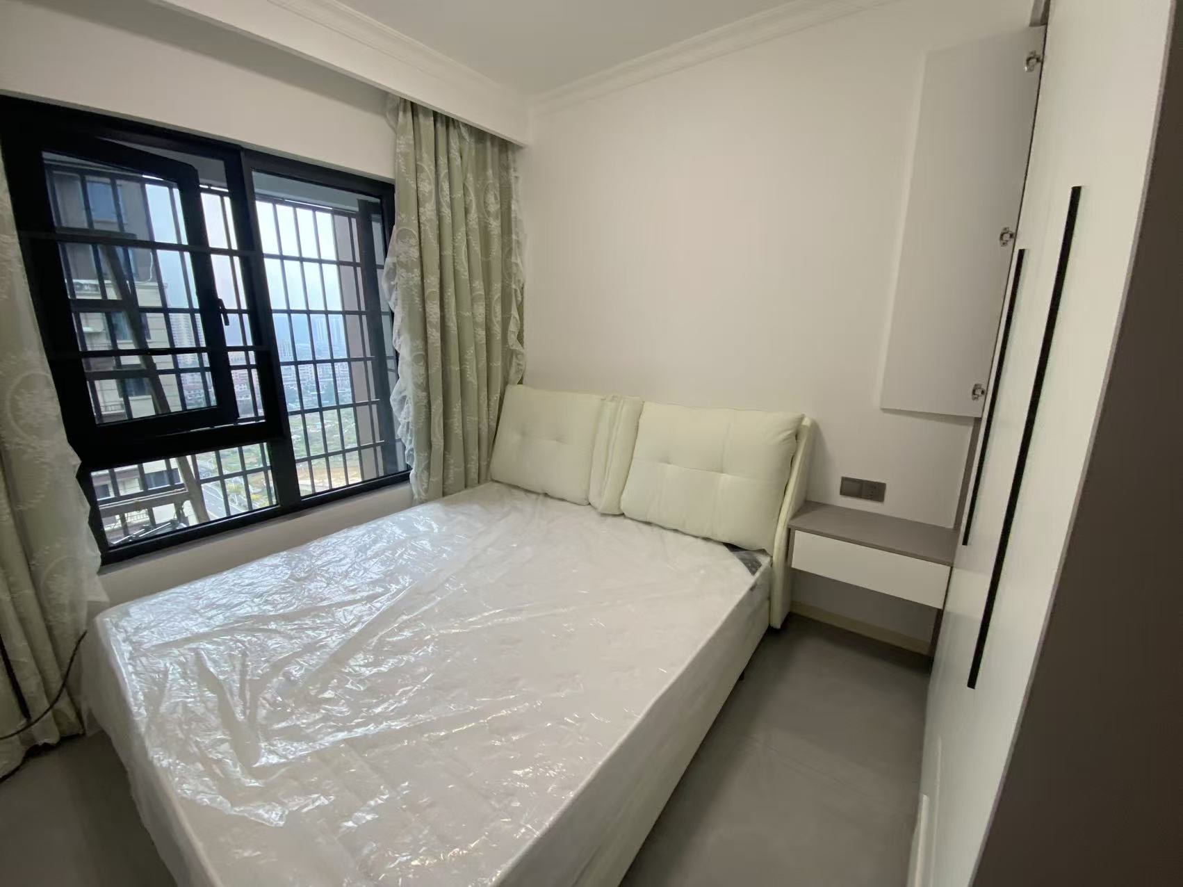 荣盛花语书苑  3室2厅1卫    2083.0元/月室内图