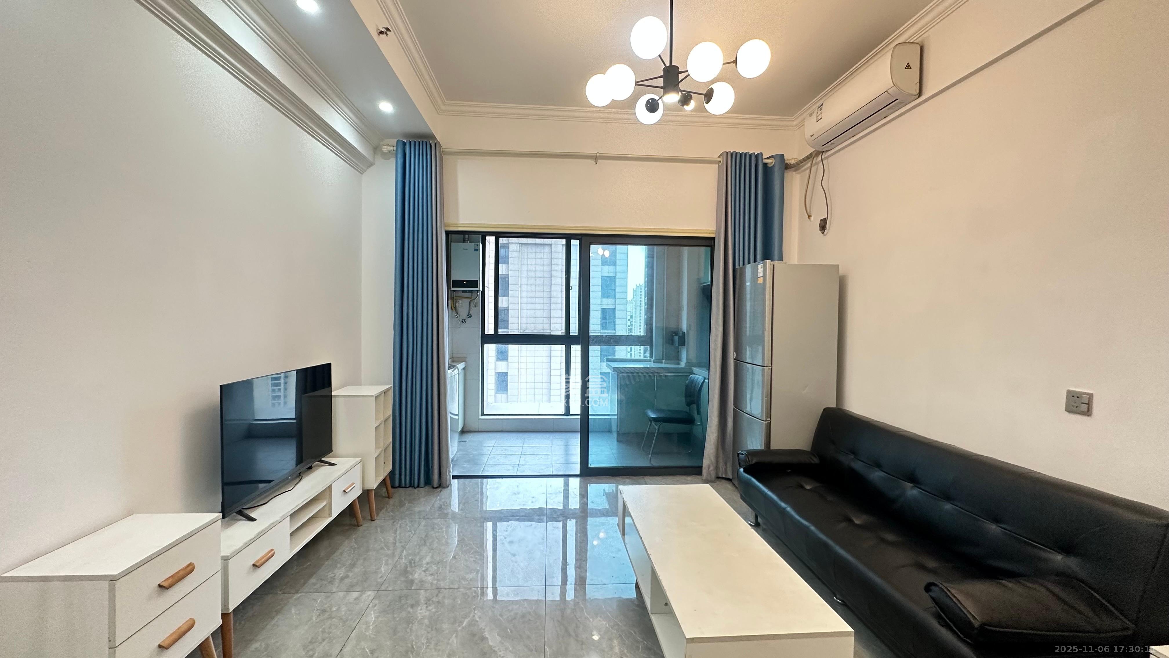 明发国际城  1室1厅1卫    1600.0元/月室内图