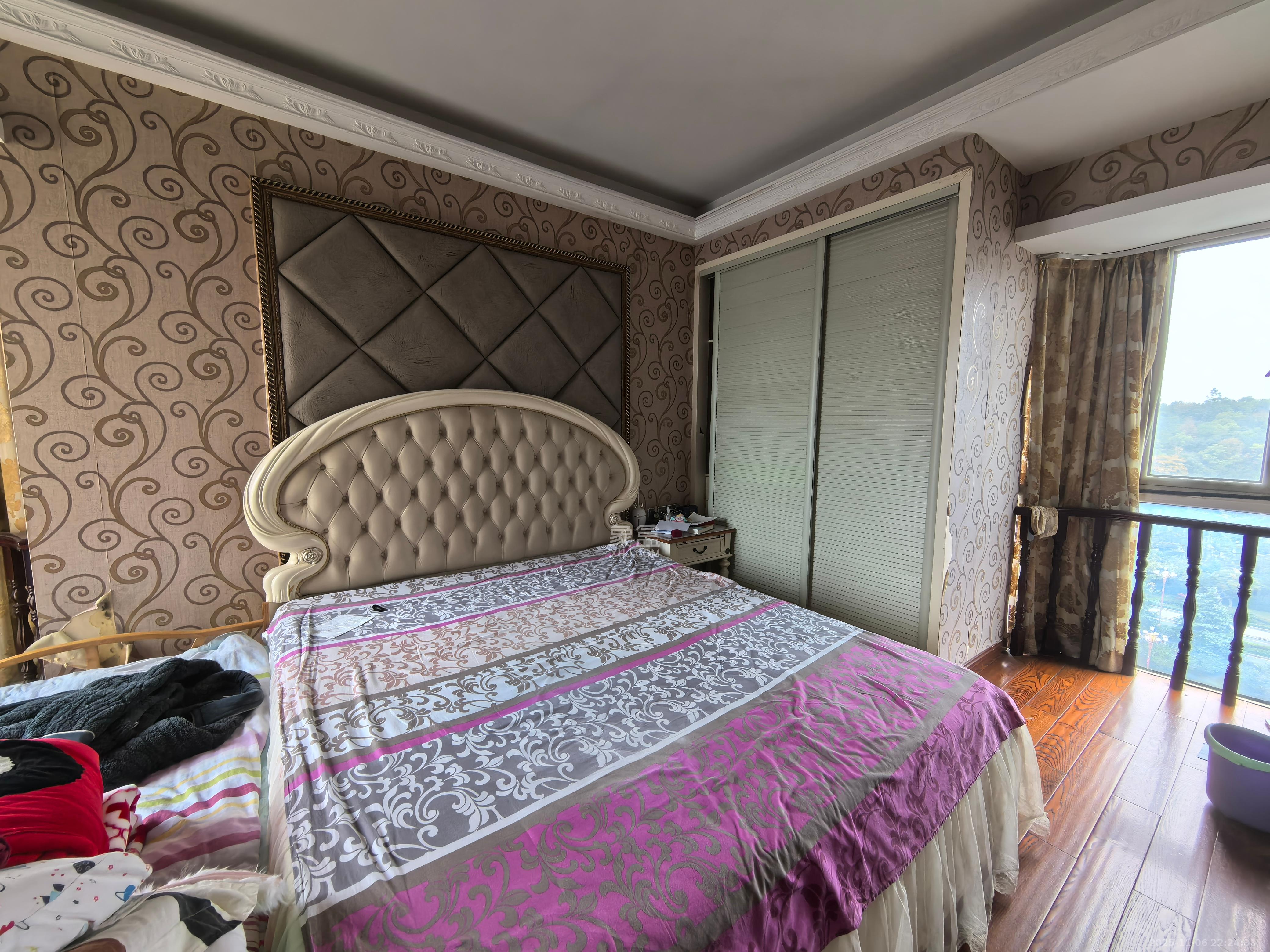 岳麓壹号 4室2厅2卫 3600.0元/月 岳麓壹号 4室2厅2卫 3600.0元/月室内图